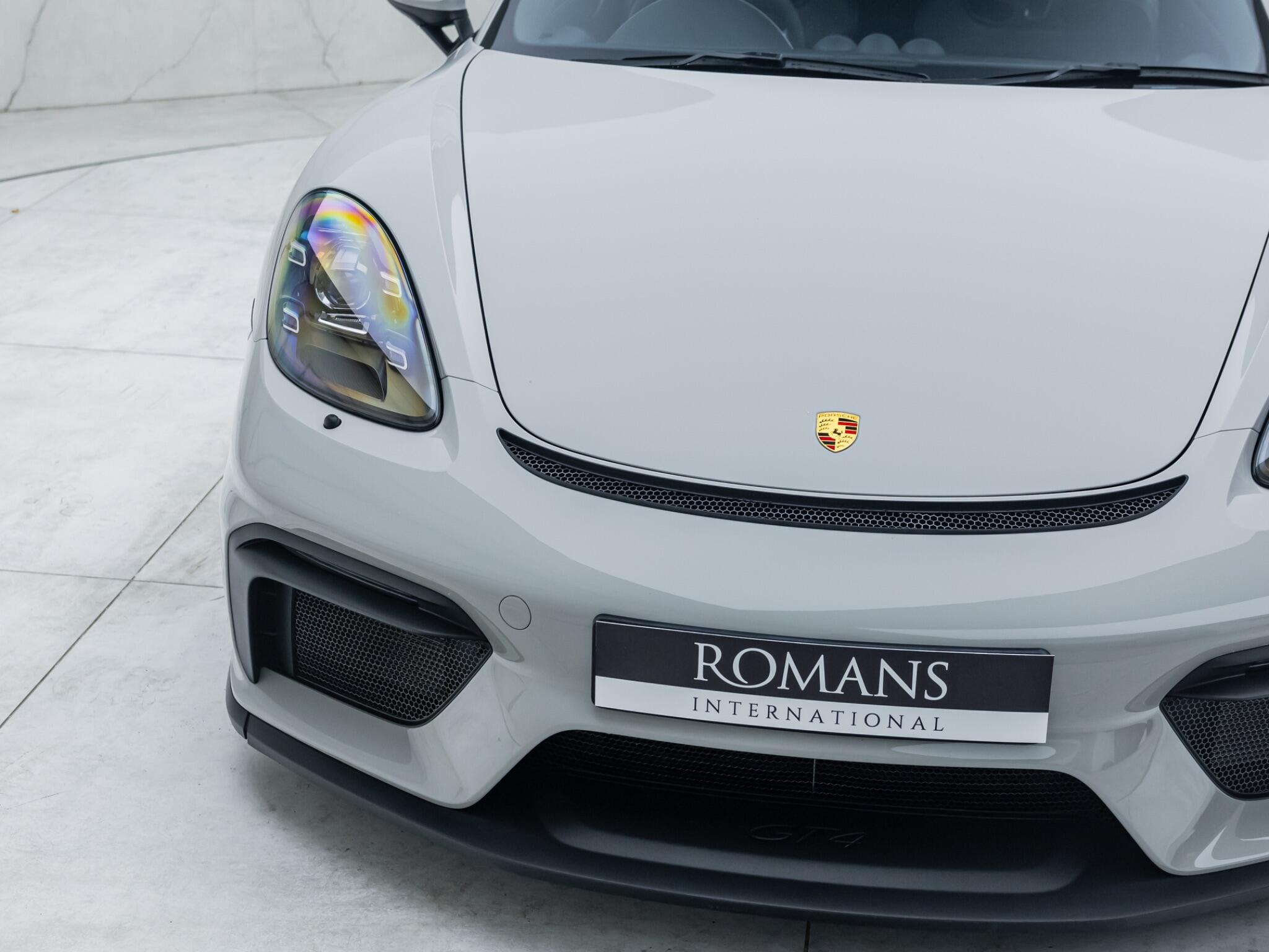 Porsche Cayman view 28