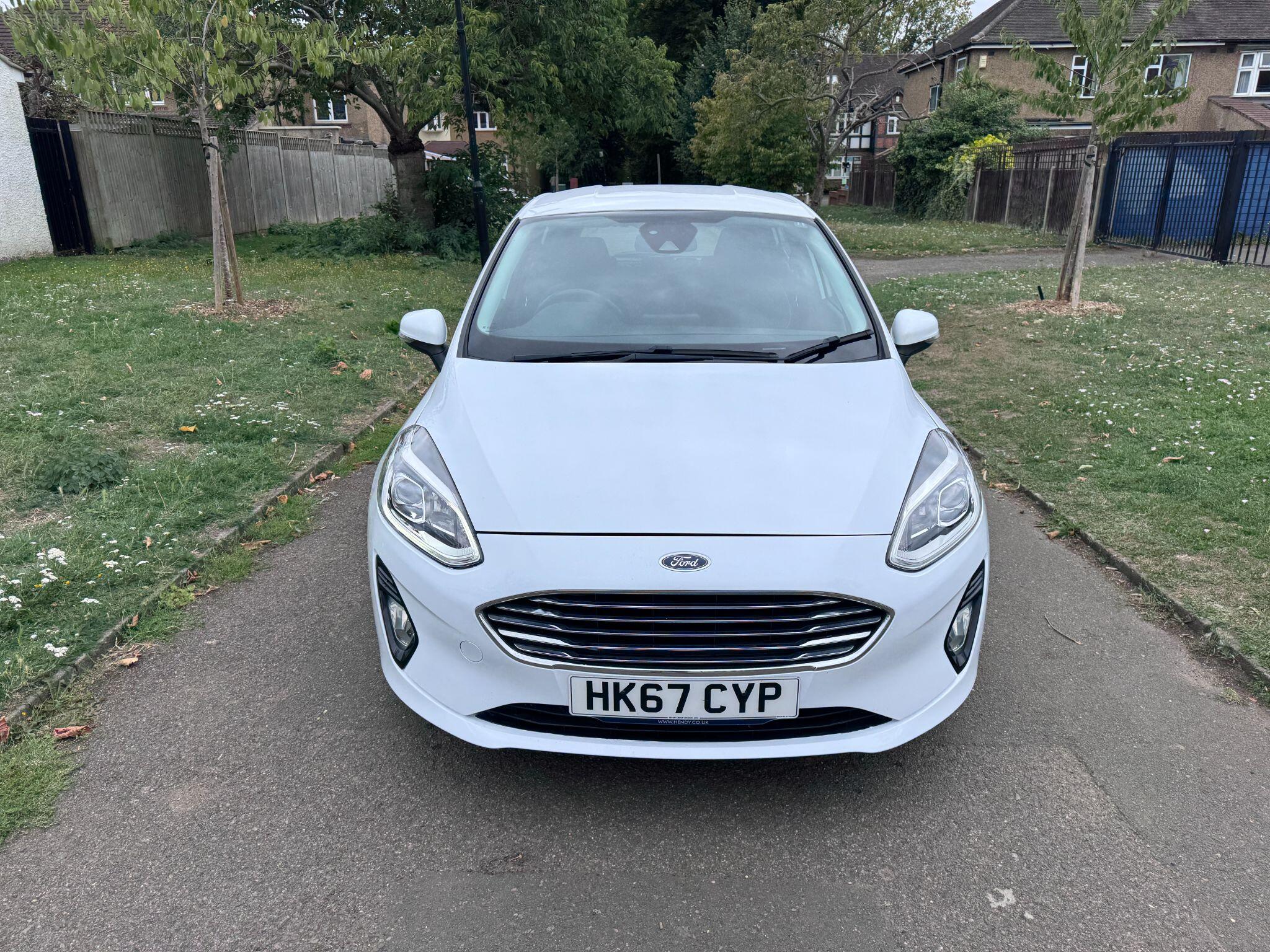 2017 Ford Fiesta image 10
