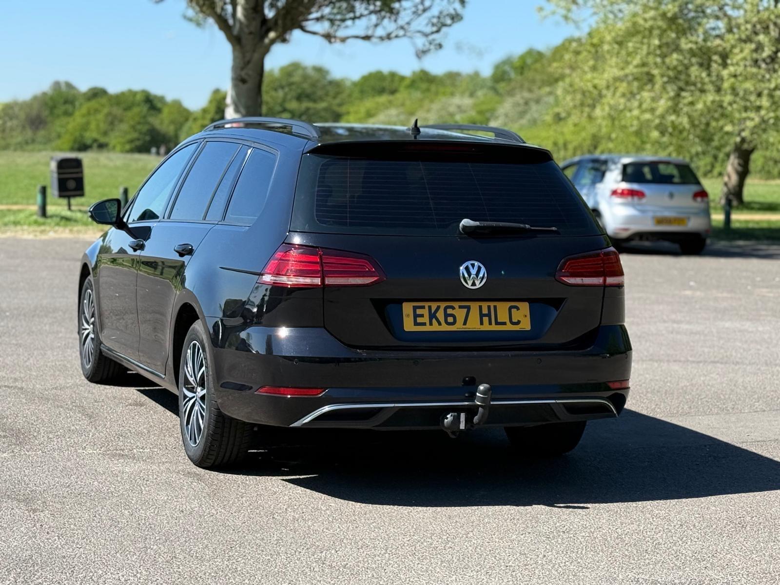 Volkswagen Golf view 16