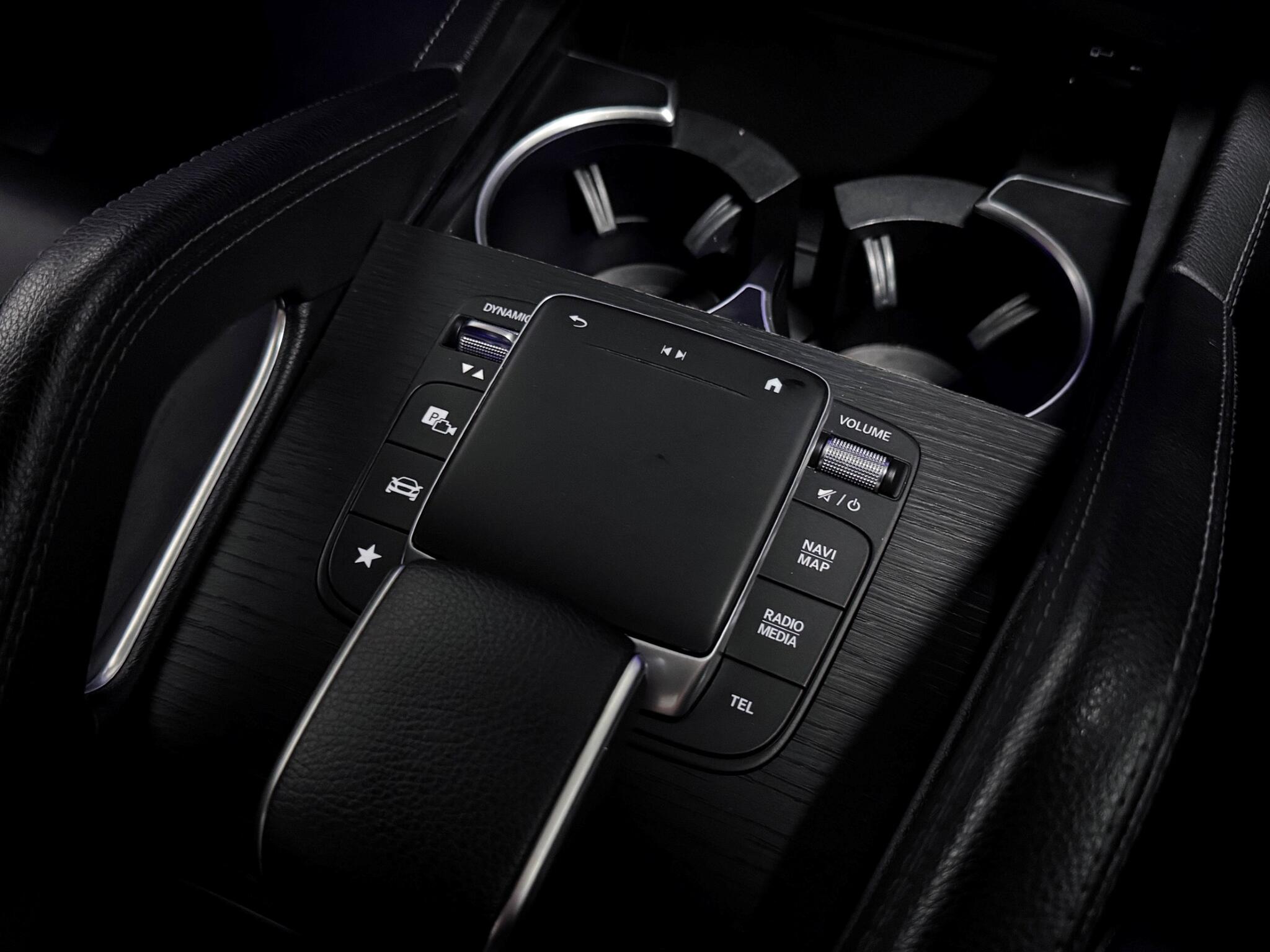 Mercedes-Benz Gle view 32