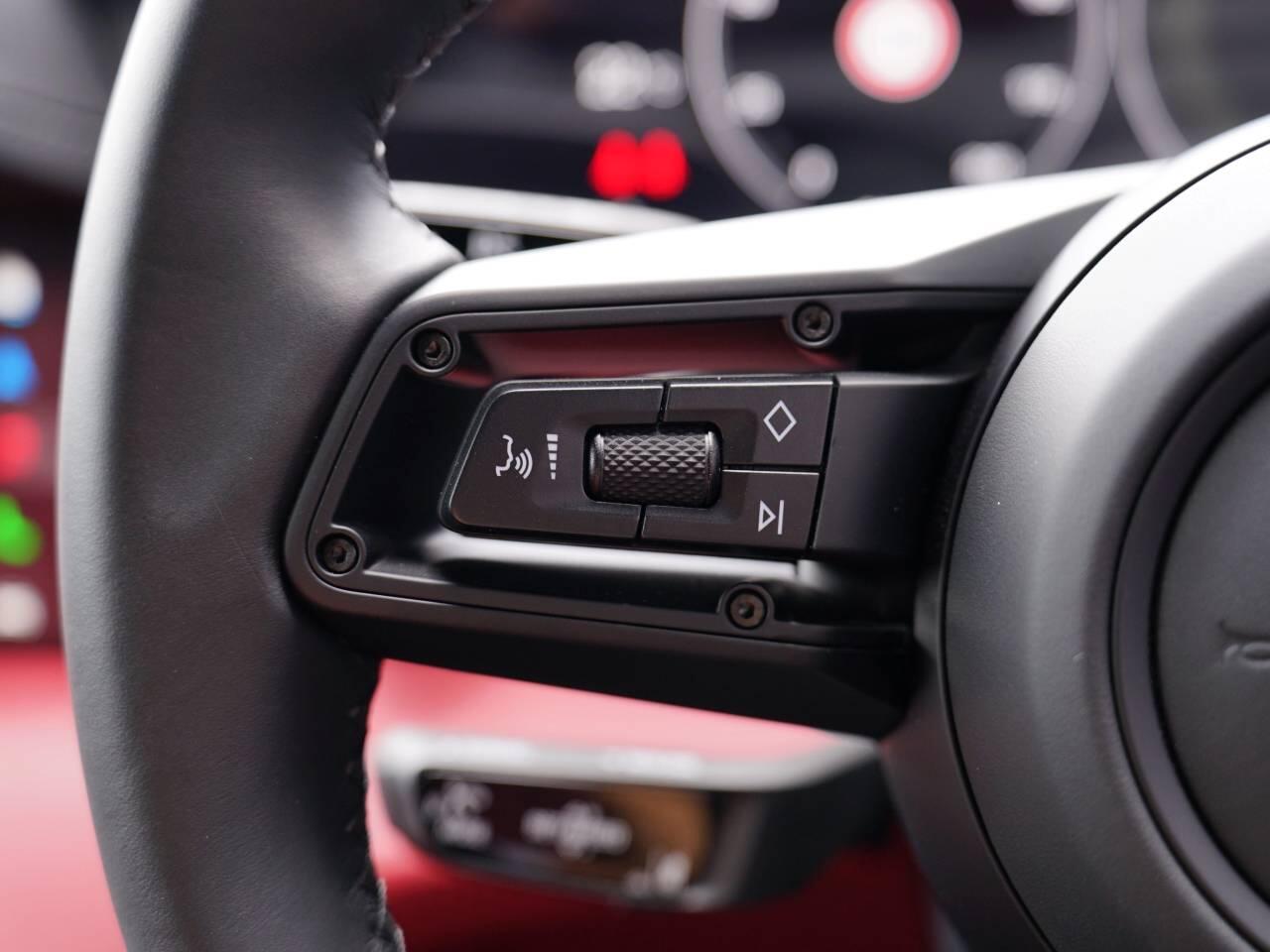 Porsche Taycan view 30
