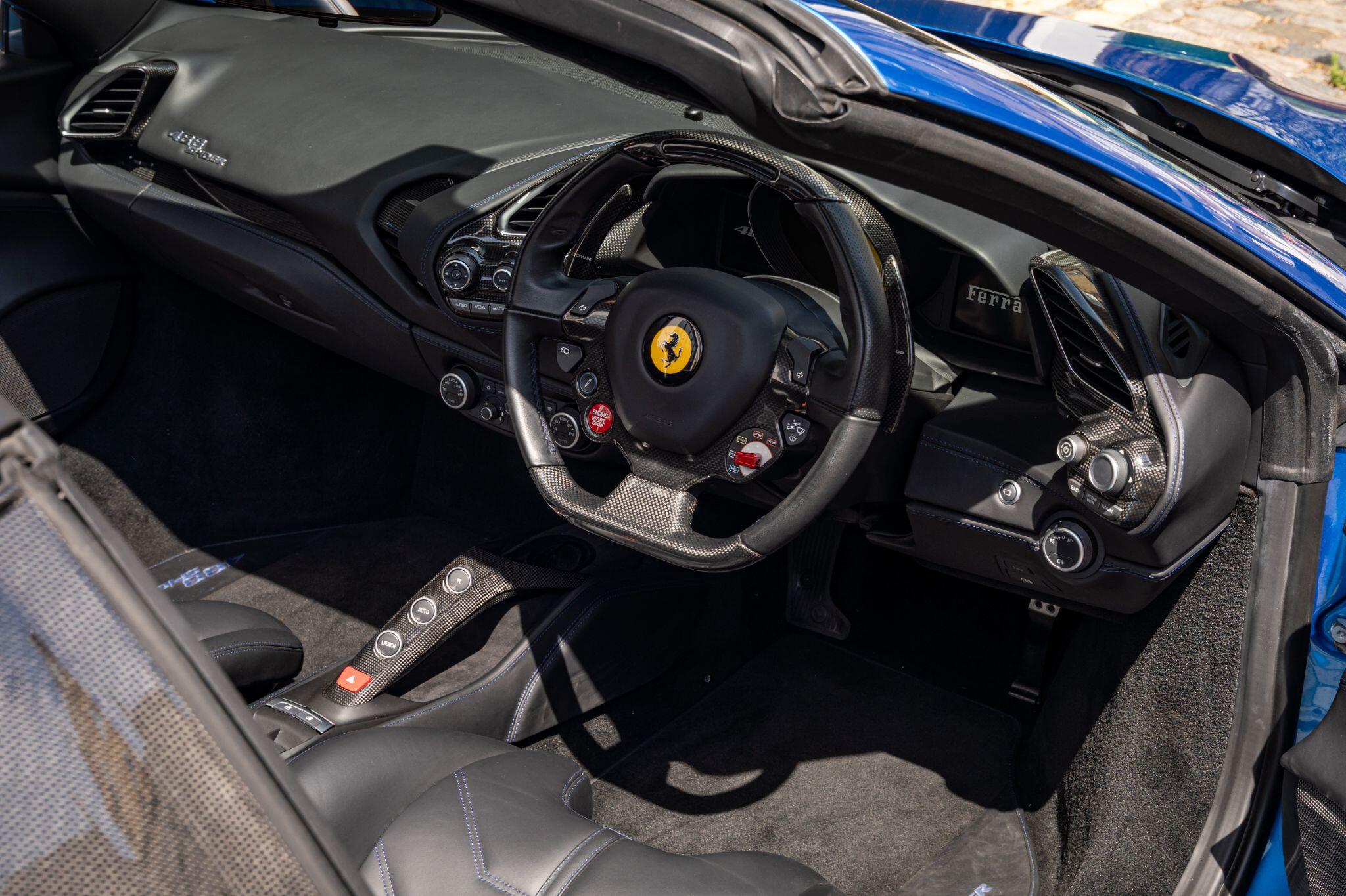 Ferrari 488 view 24