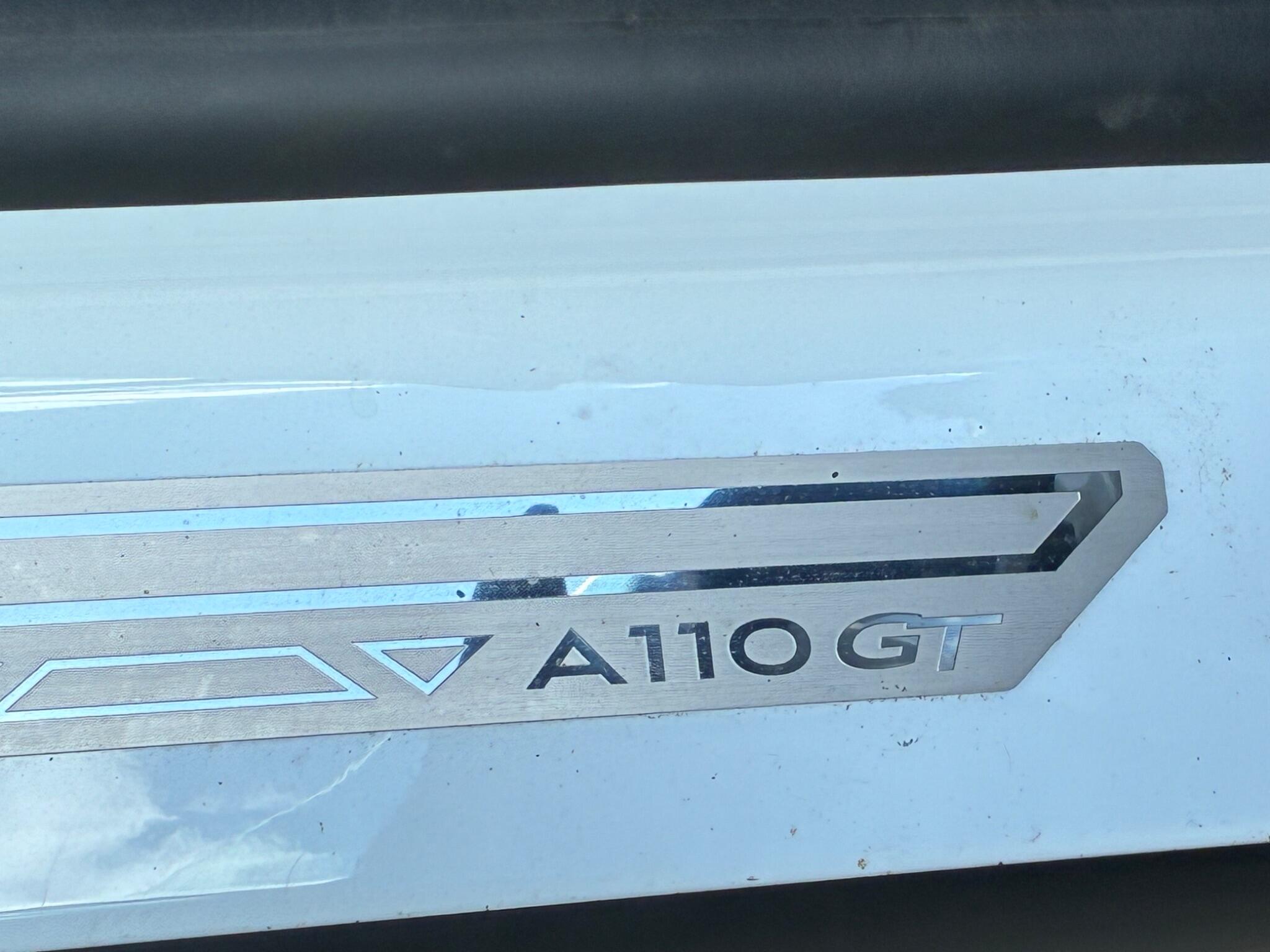 Alpine A110 view 23