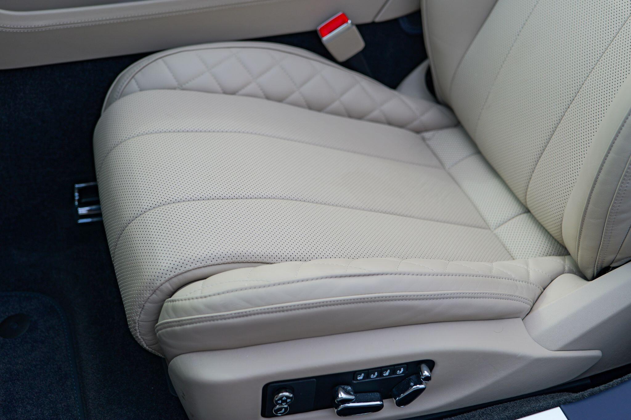 Bentley Continental view 26