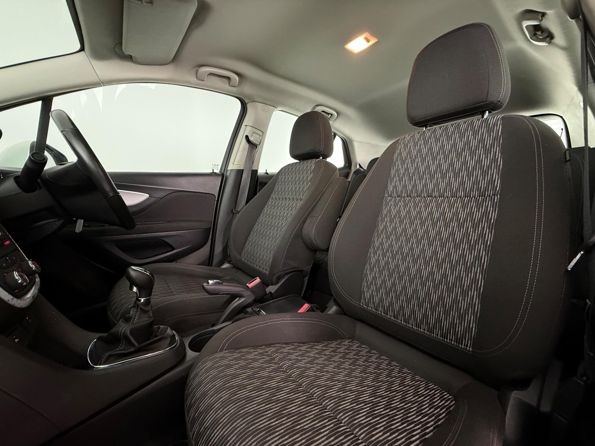 Vauxhall Mokka view 21