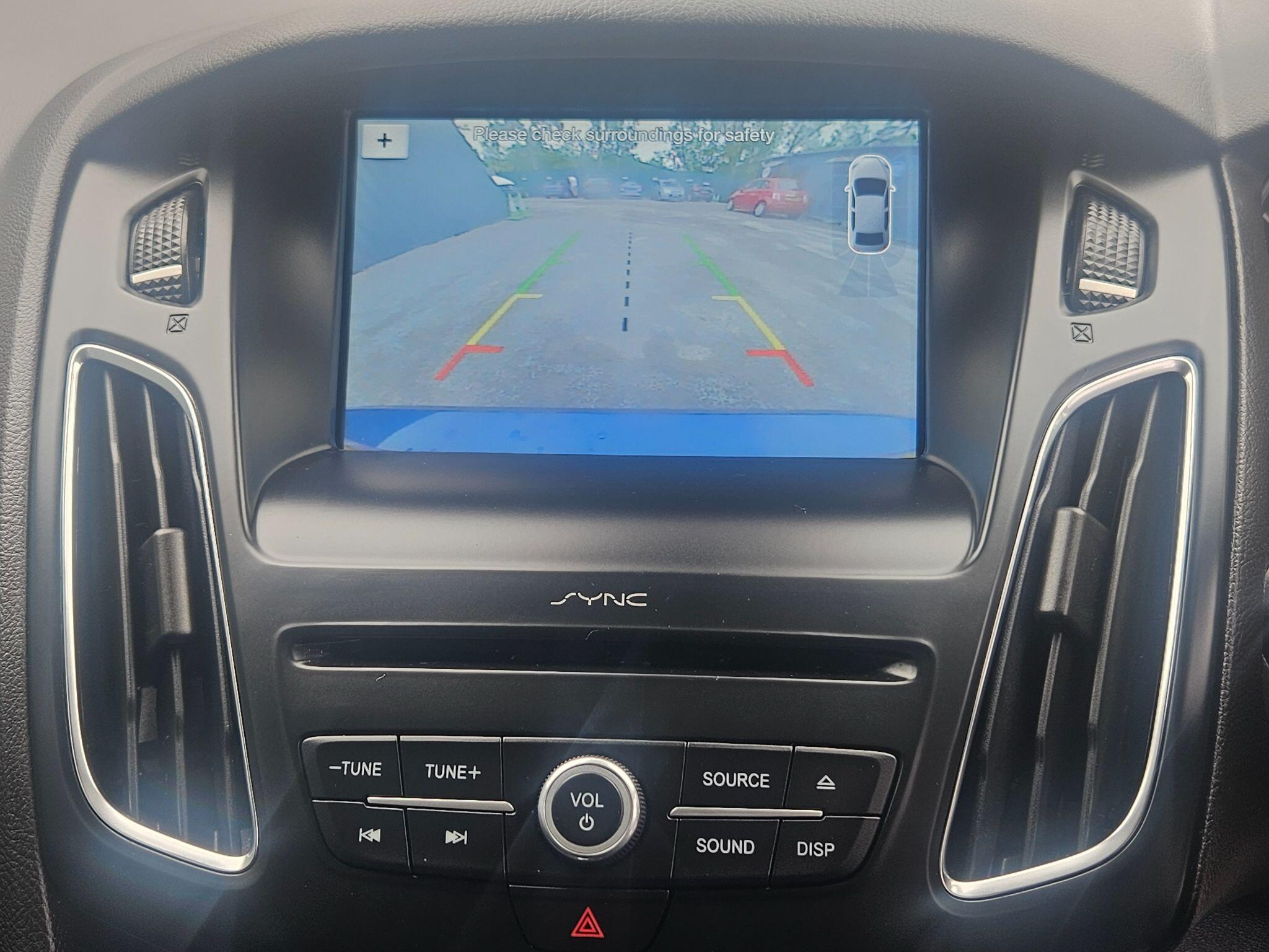 2017 Ford Focus image 26