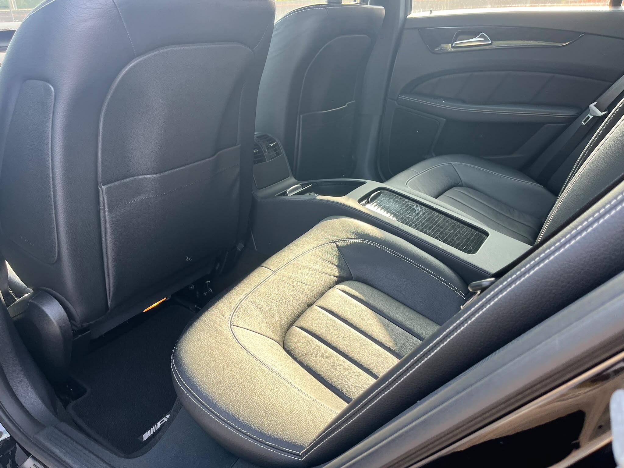 Mercedes-Benz CLS view 27