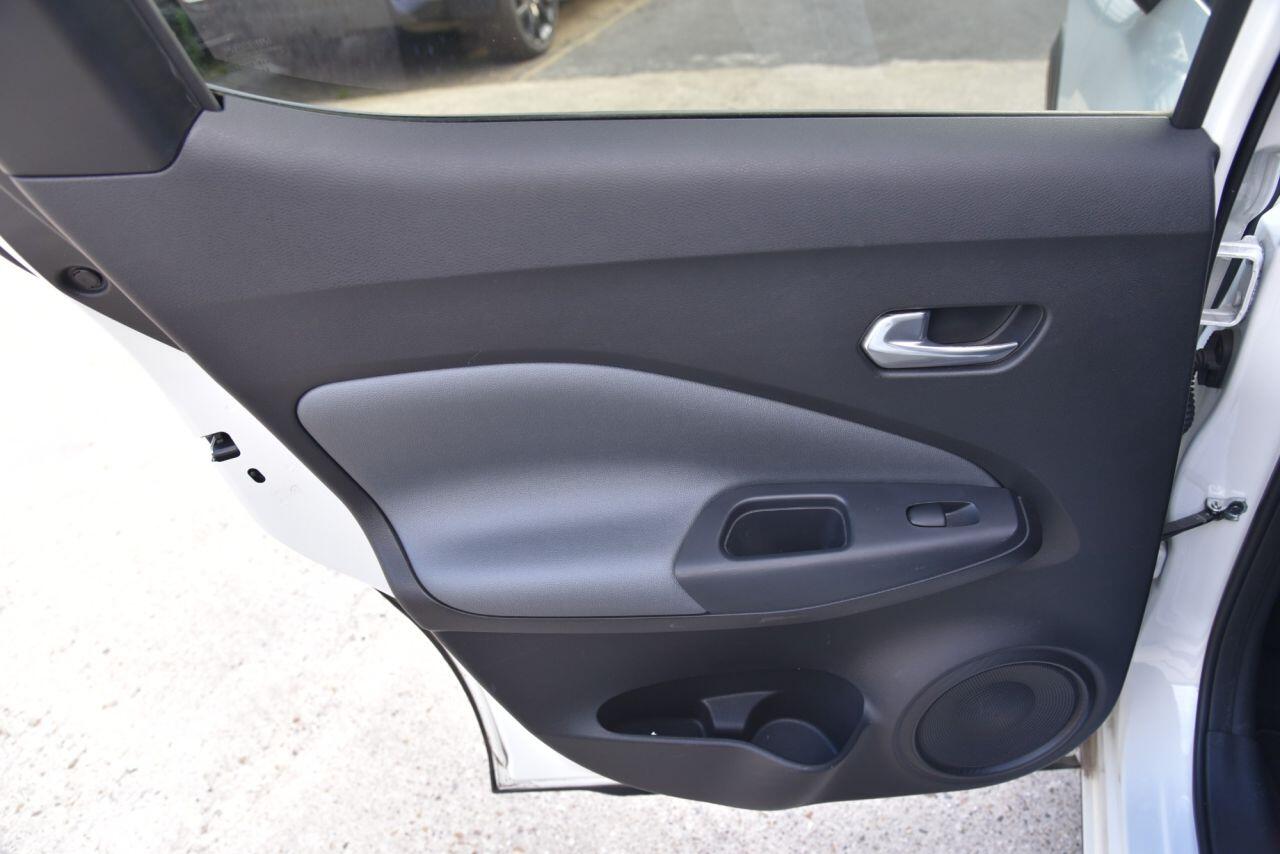 Nissan Juke view 48