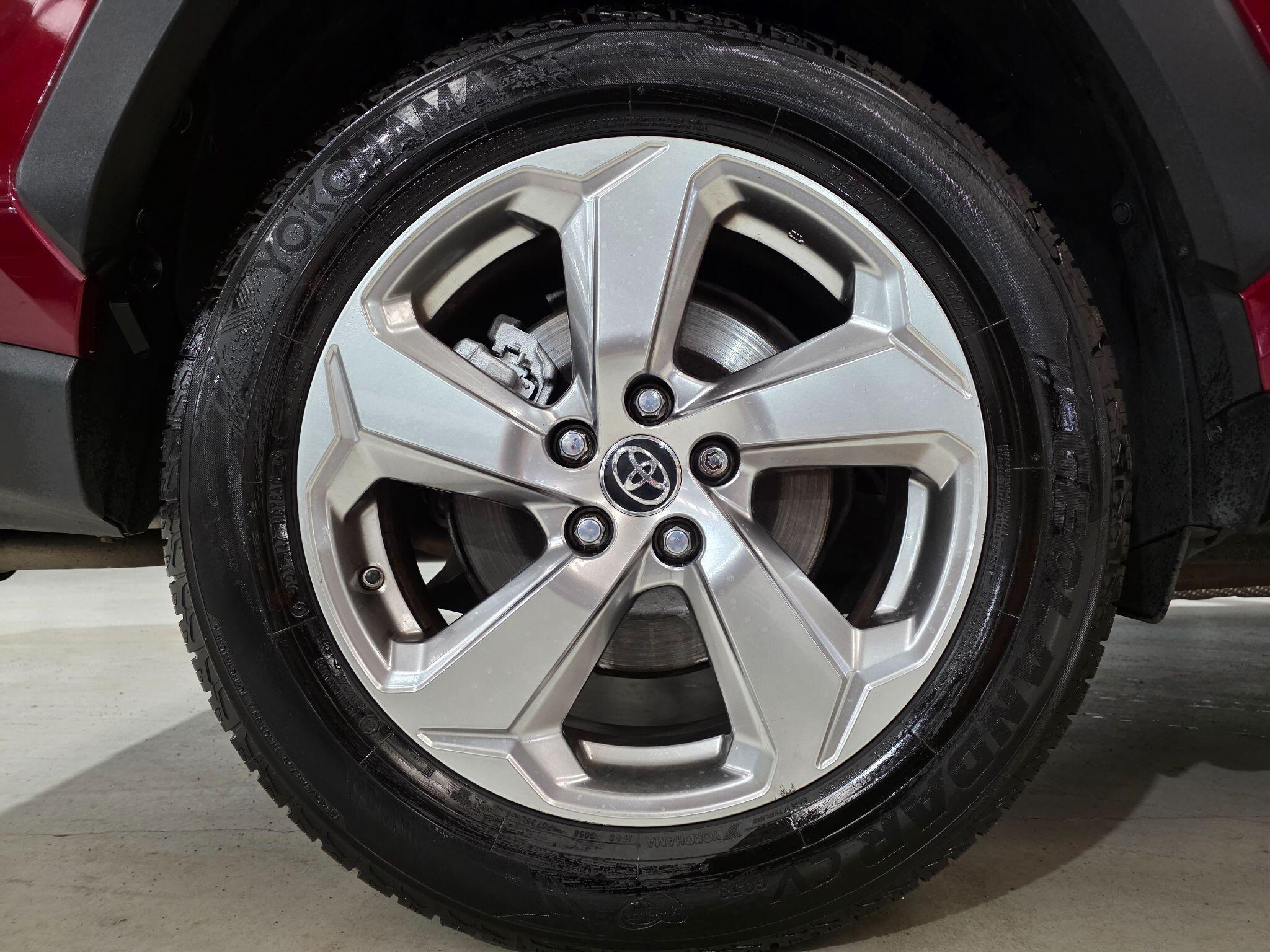 Toyota Rav4 view 29