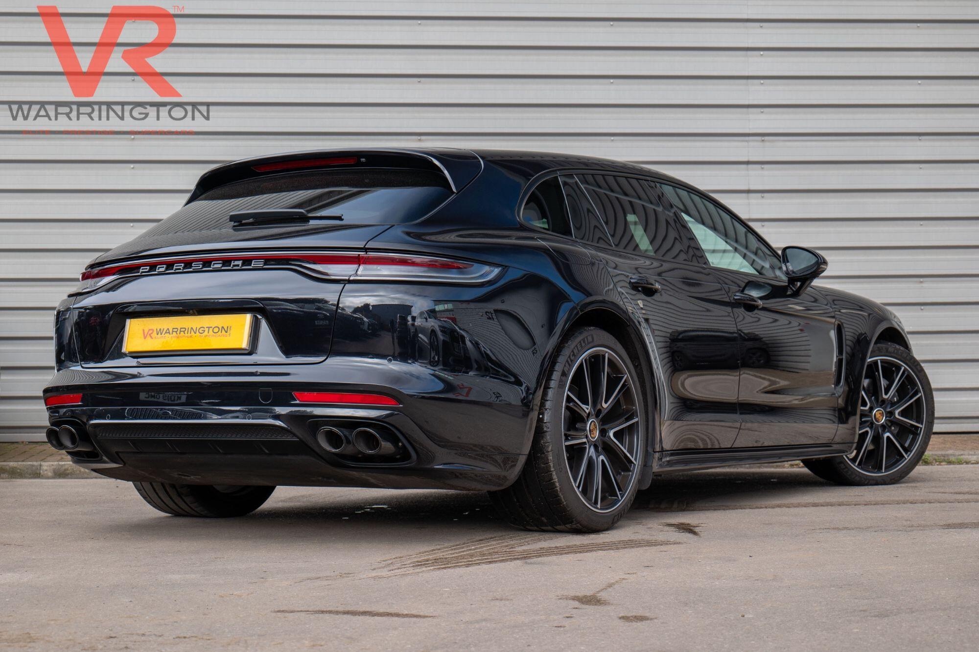 Porsche Panamera view 16