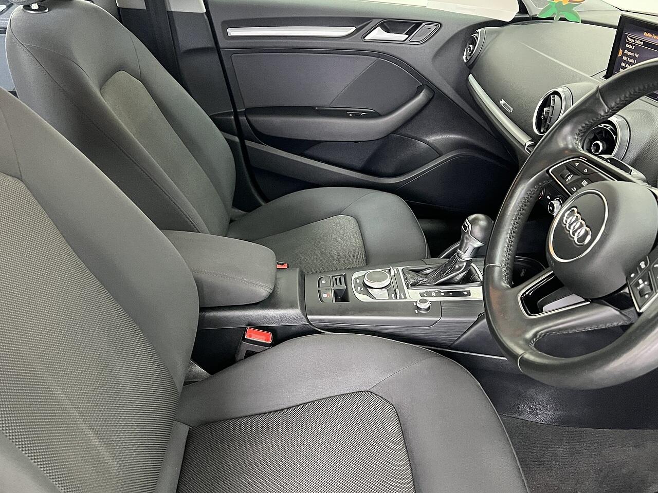 Audi A3 view 8