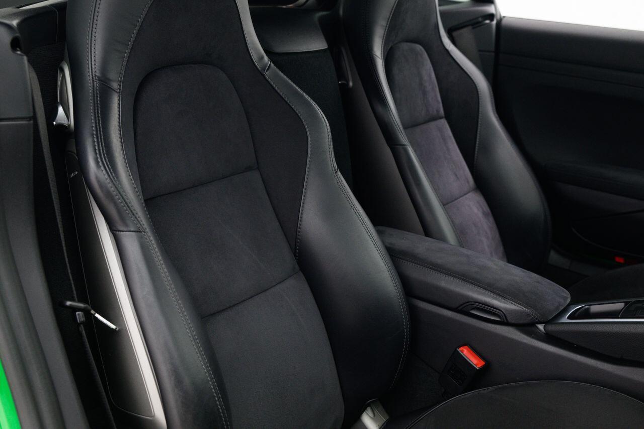 Porsche Cayman view 24