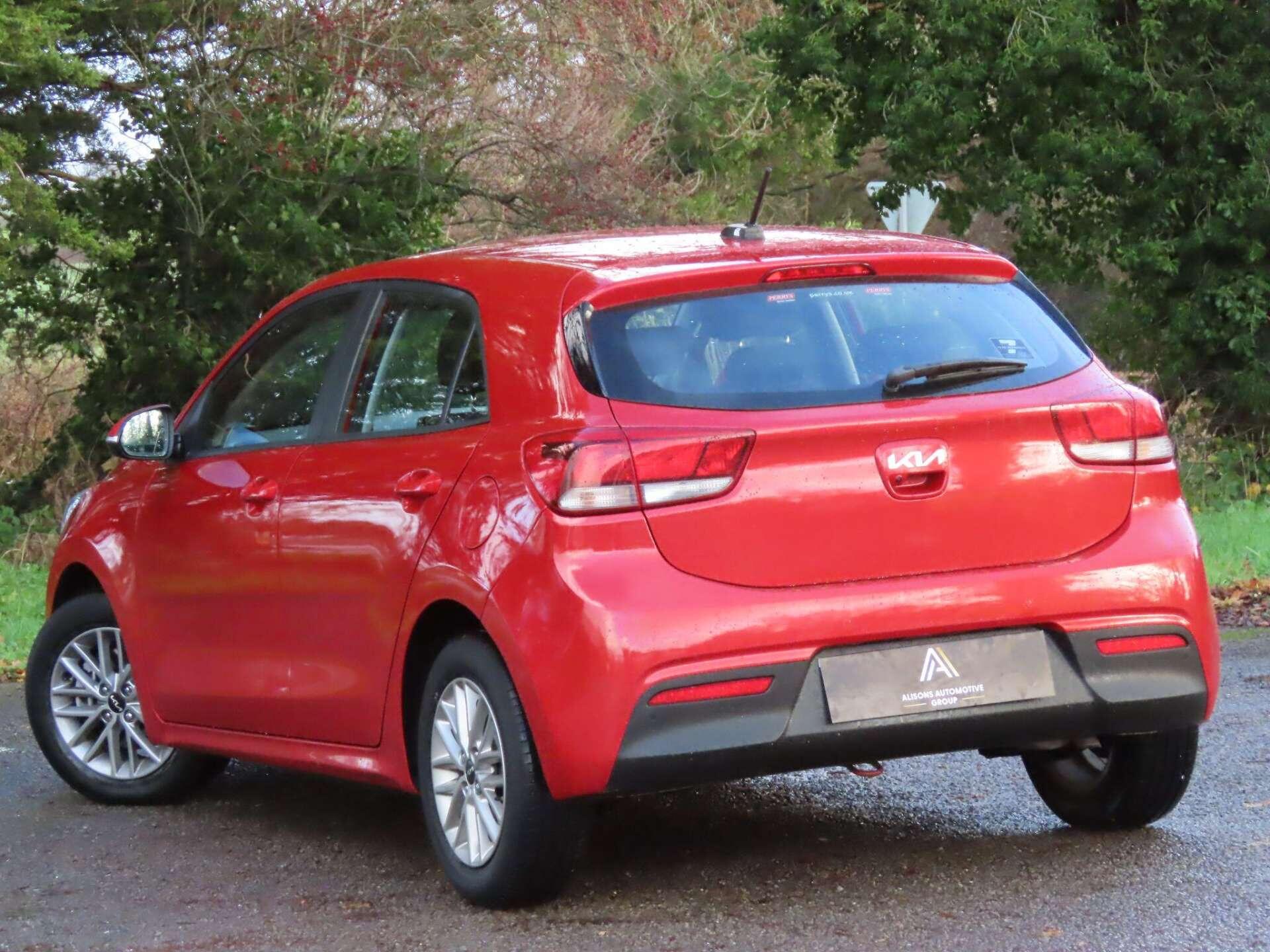 Kia Rio view 6