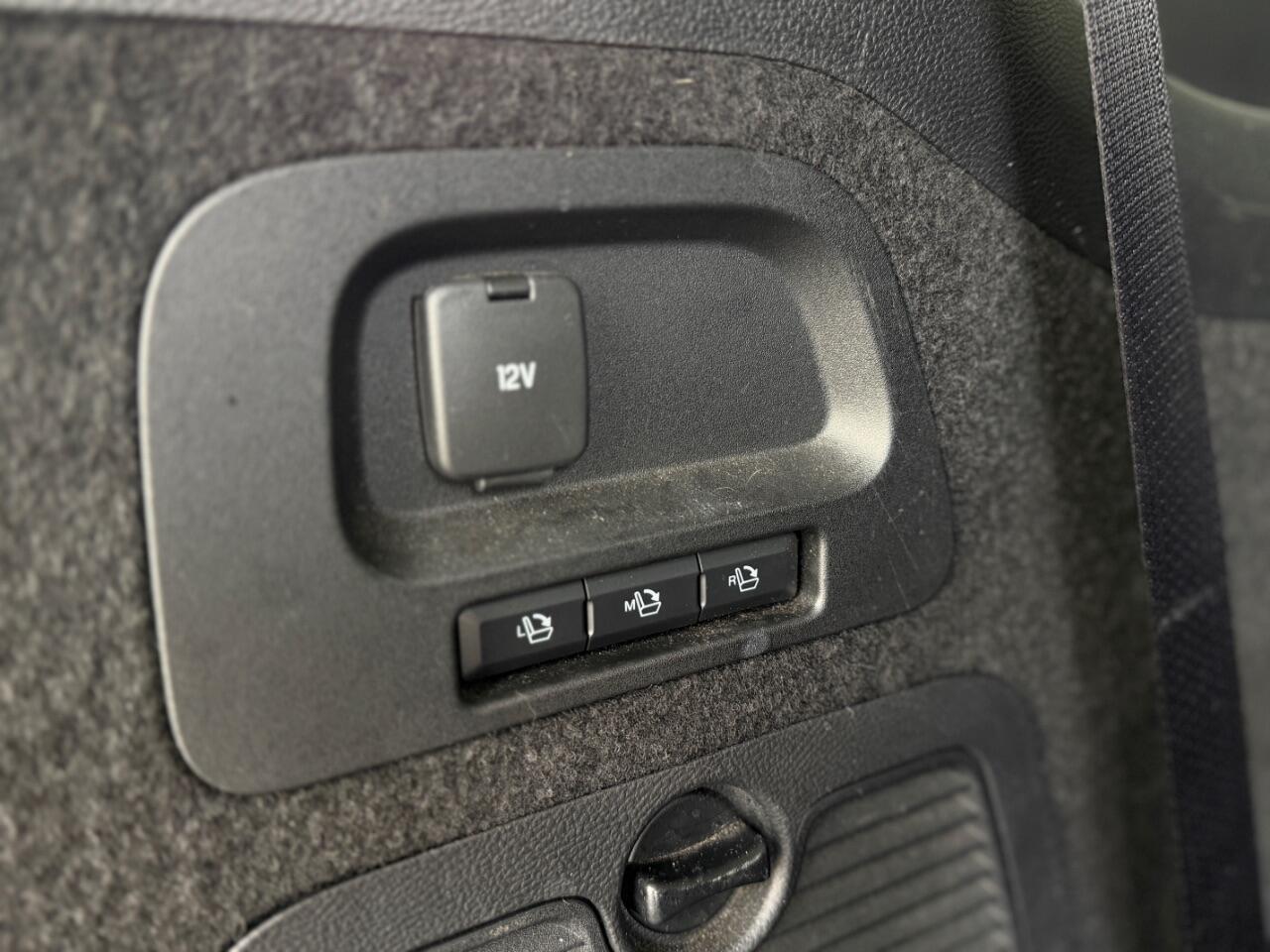 Ford Galaxy view 37