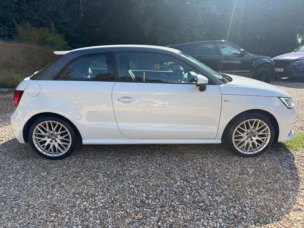 Audi A1 view 6