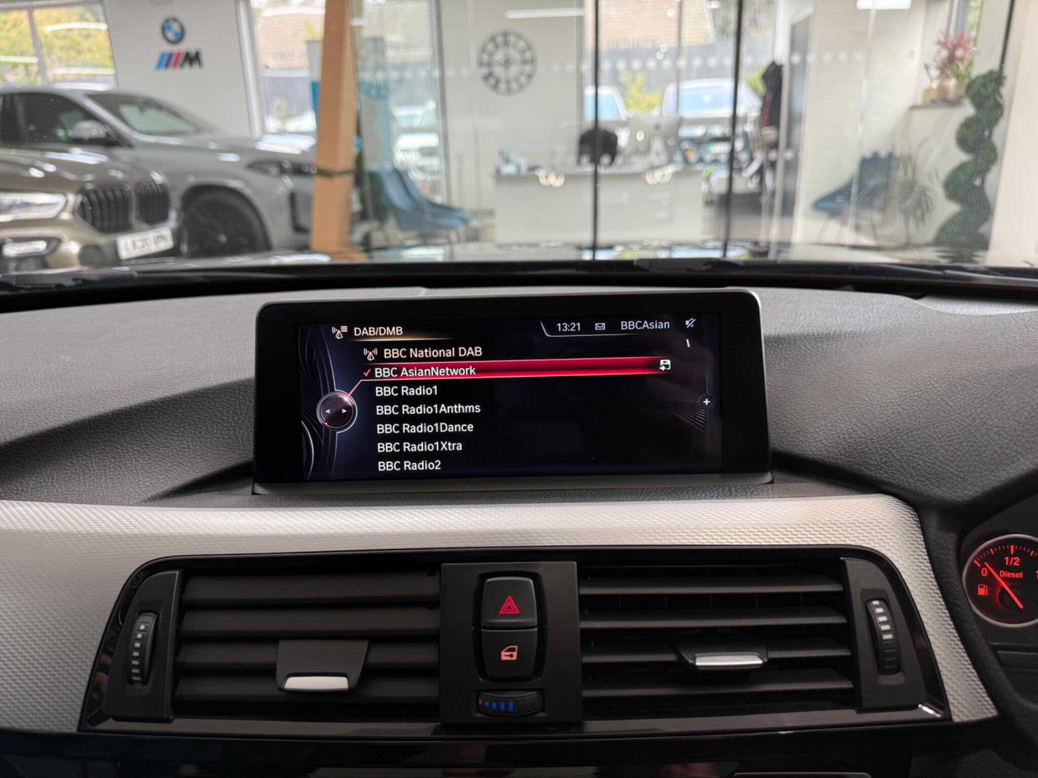 BMW 4 Series view 14