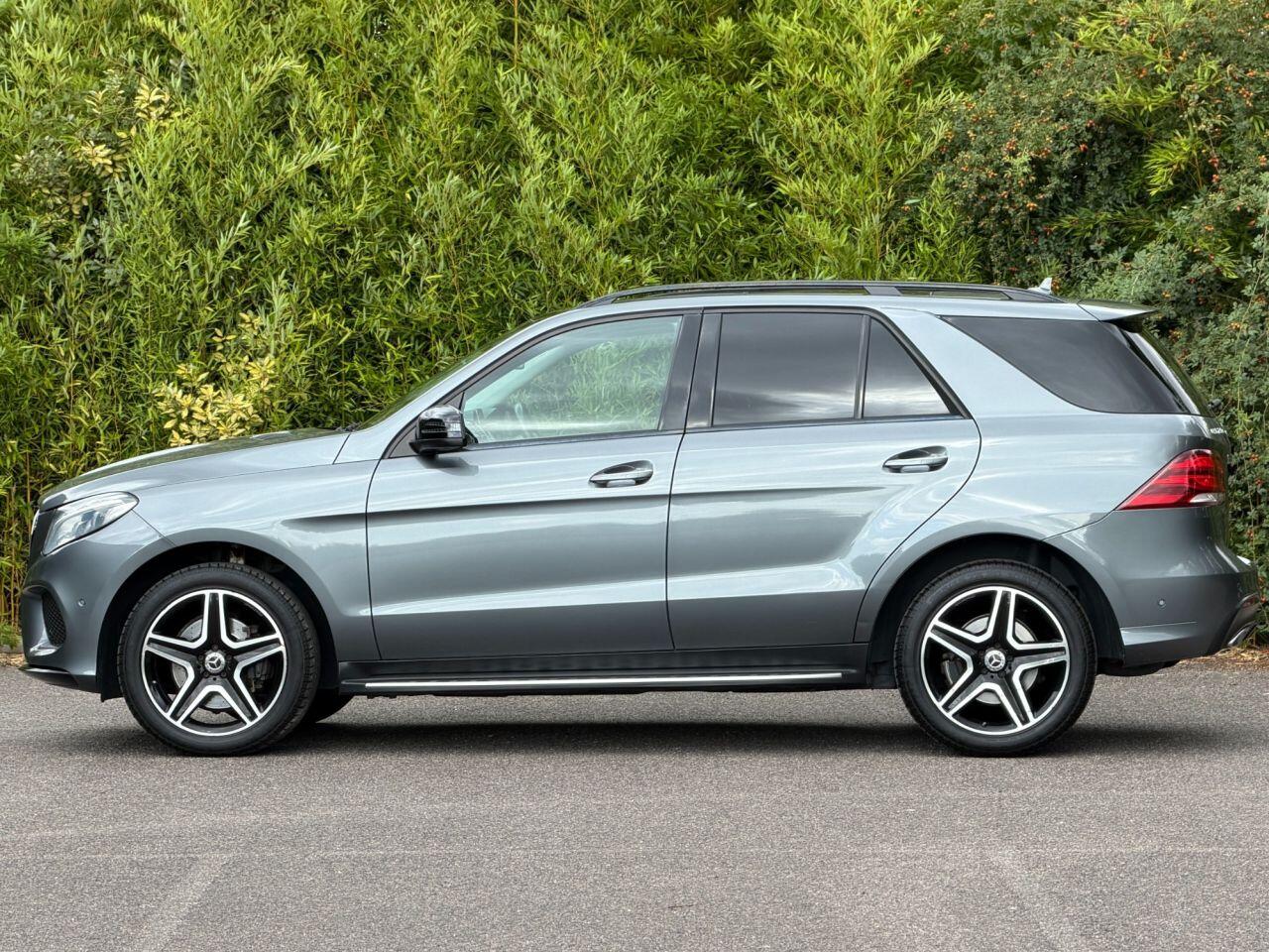 Mercedes-Benz Gle view 4
