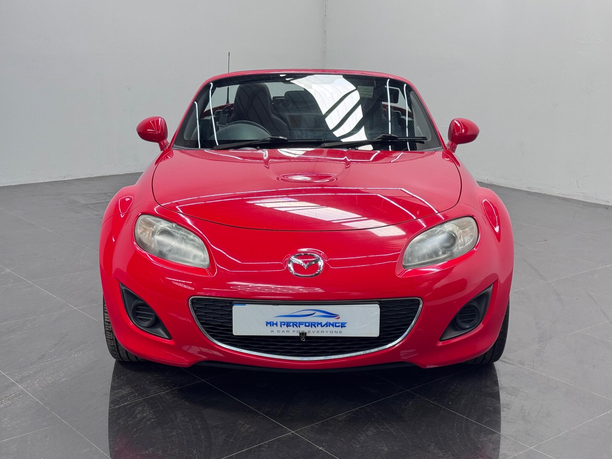 Mazda MX-5 view 2