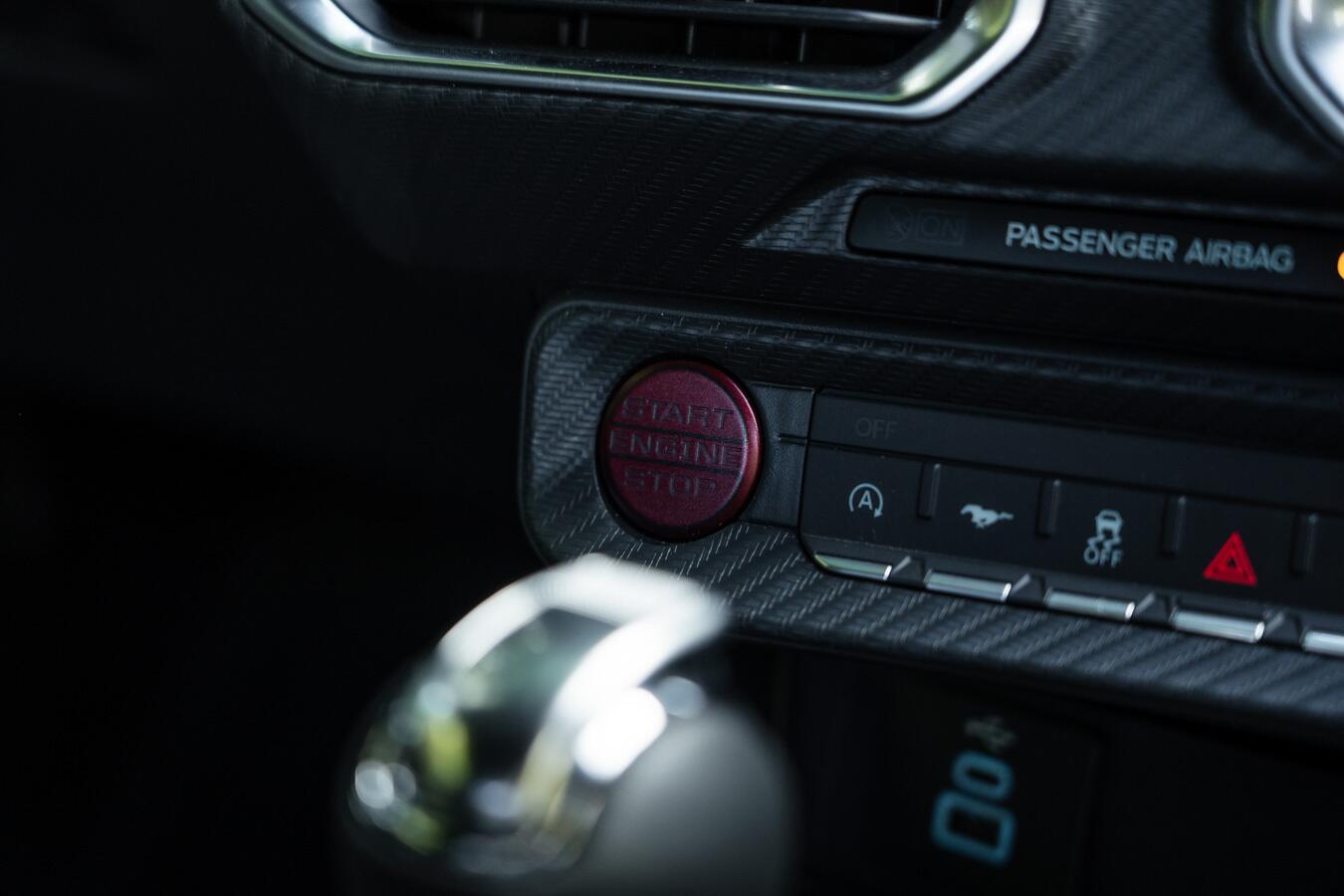 Ford Mustang view 44