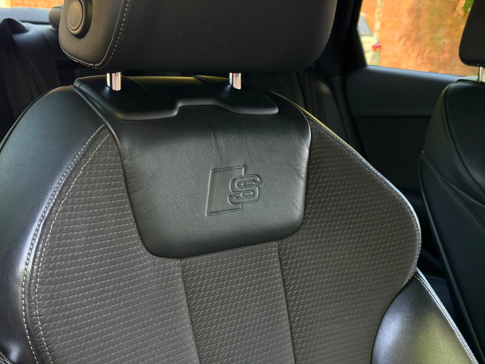 Audi A4 view 44