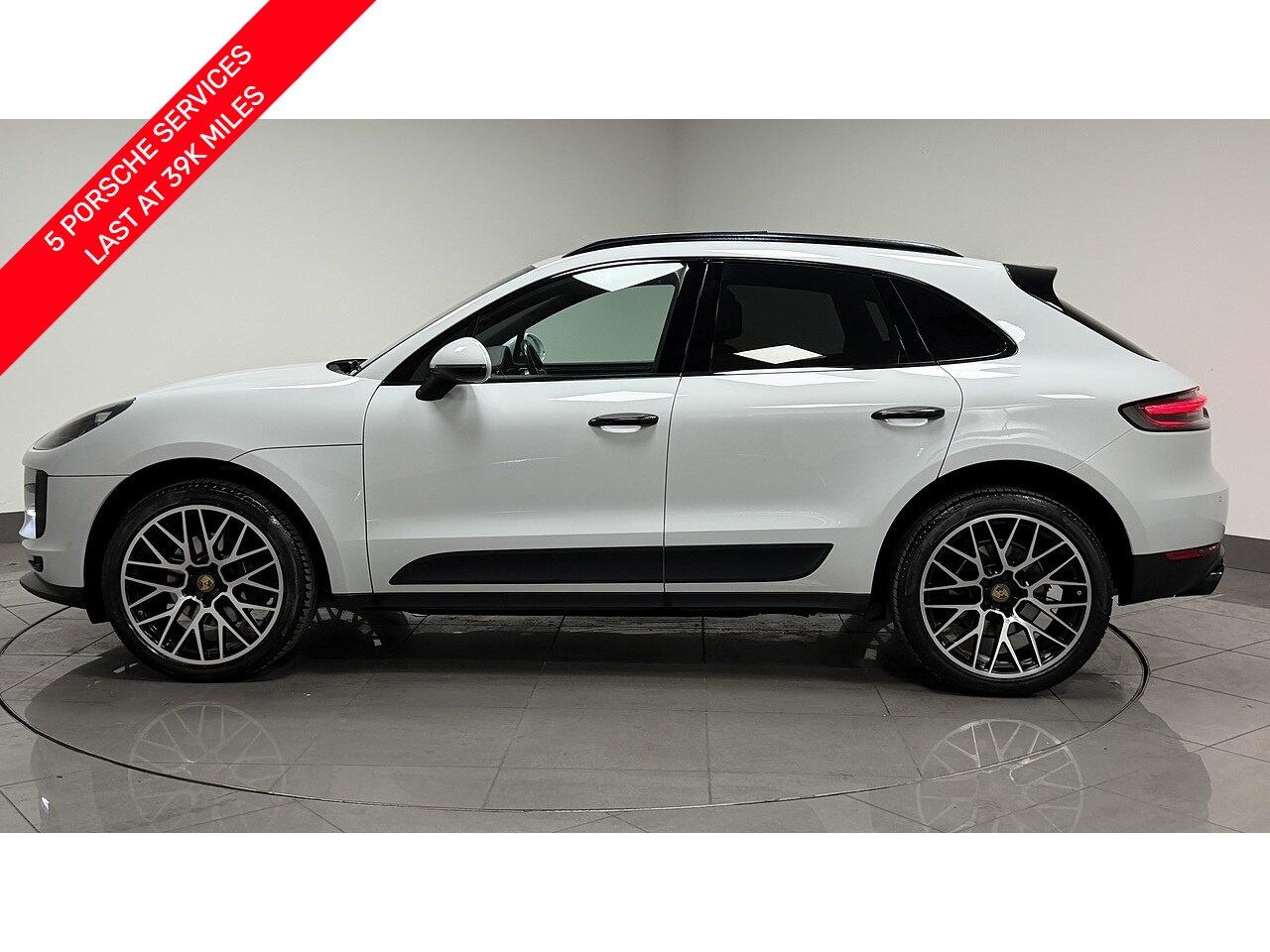 Porsche Macan view 4