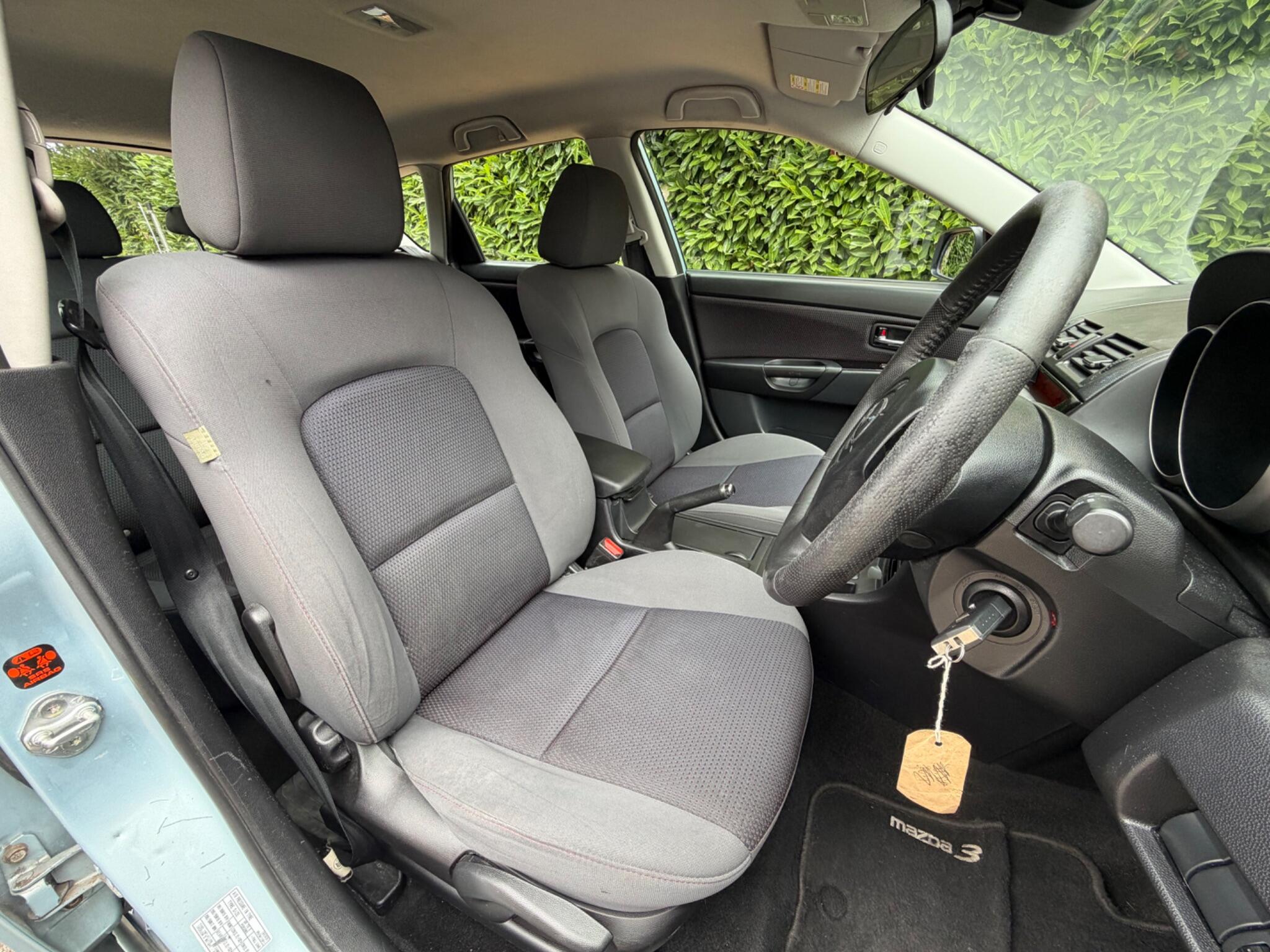 Mazda Mazda3 view 12