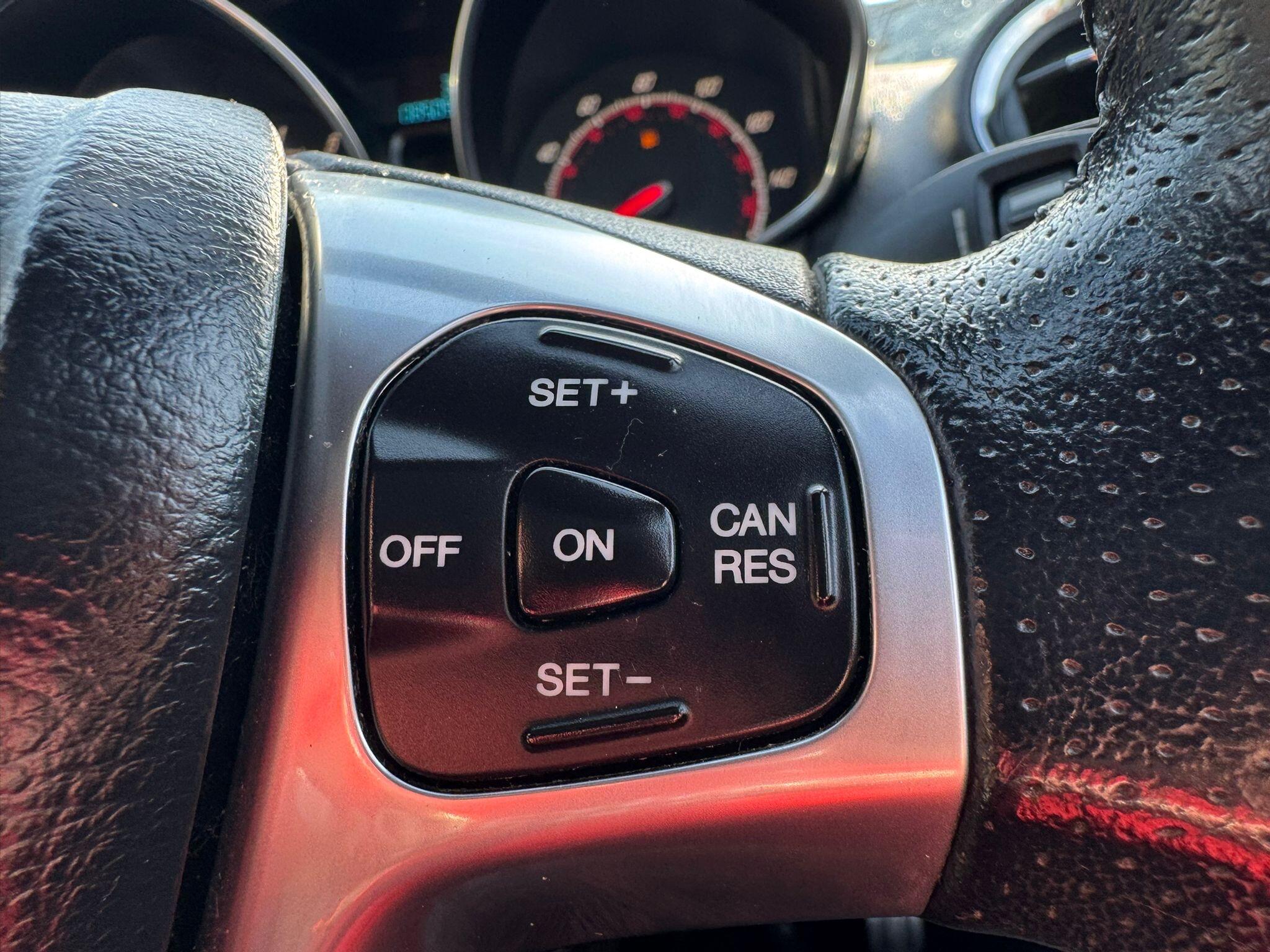 Ford Fiesta view 55