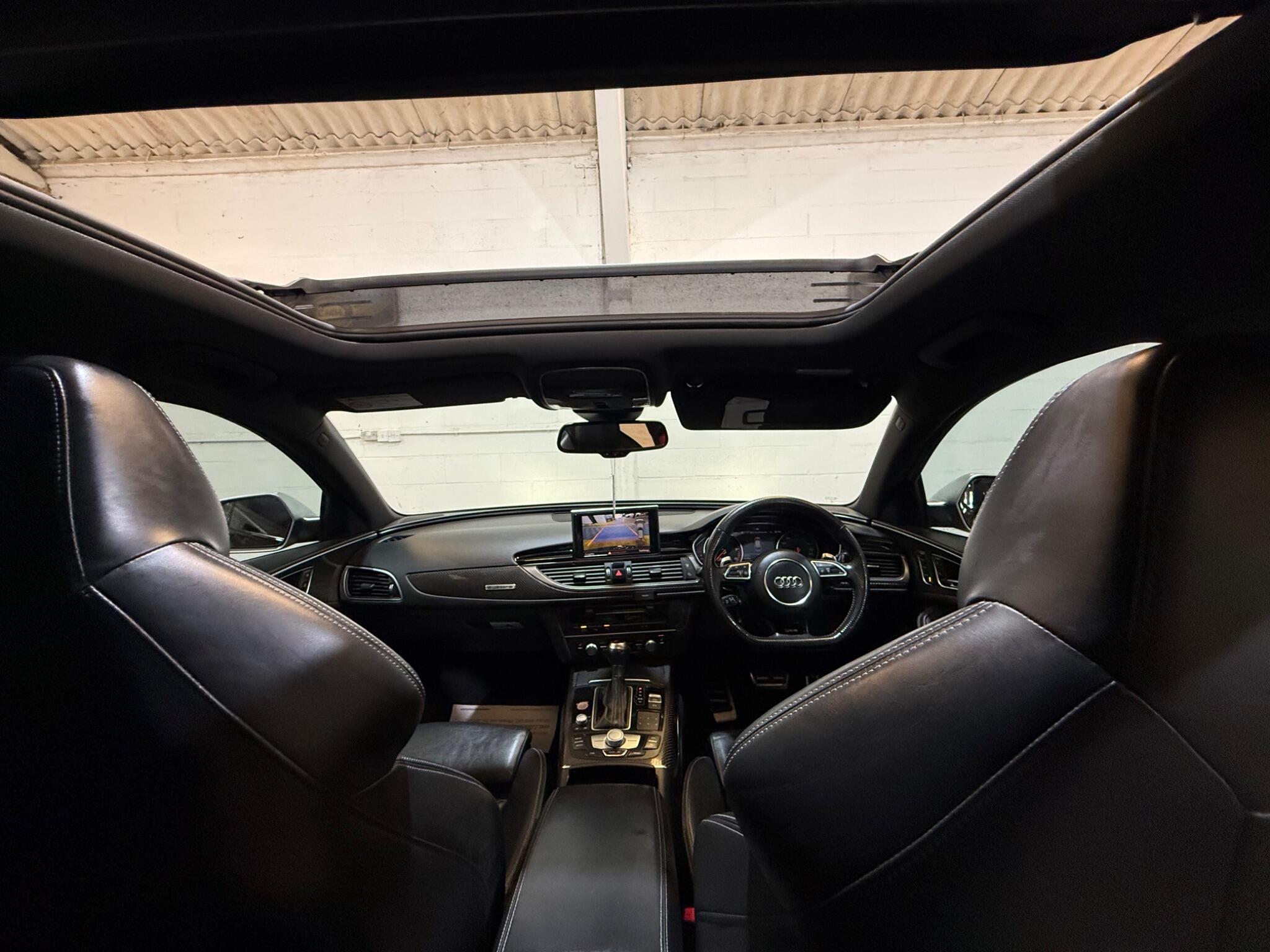 Audi RS6 view 19