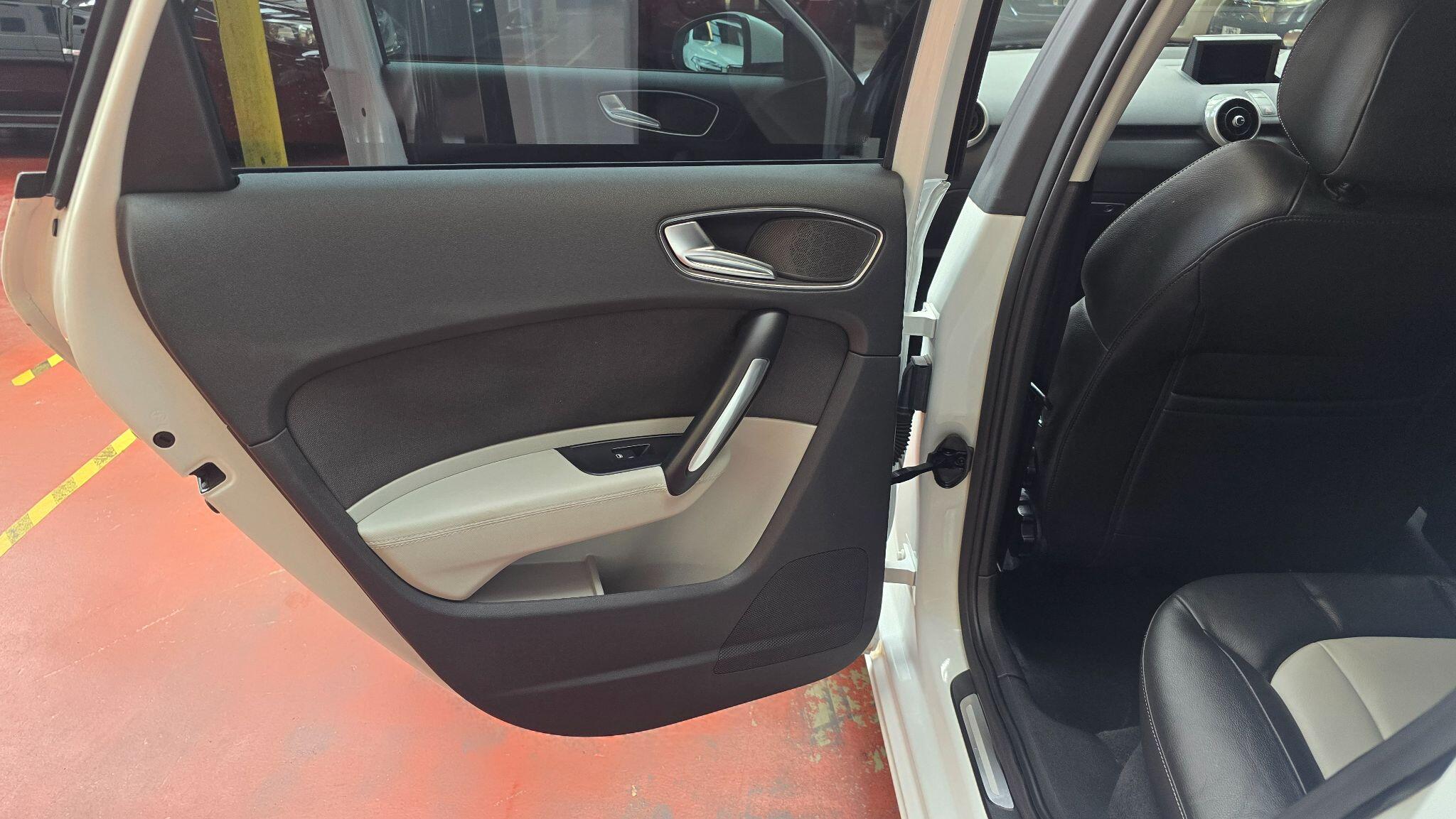 Audi A1 view 17