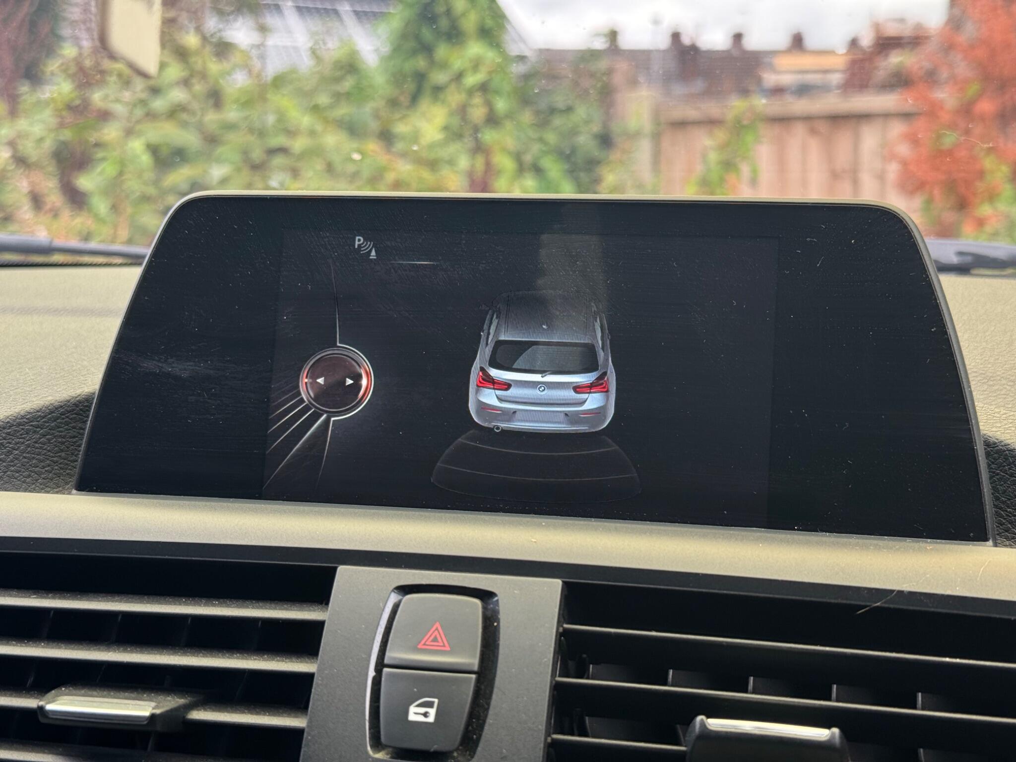 BMW 1 Series view 35