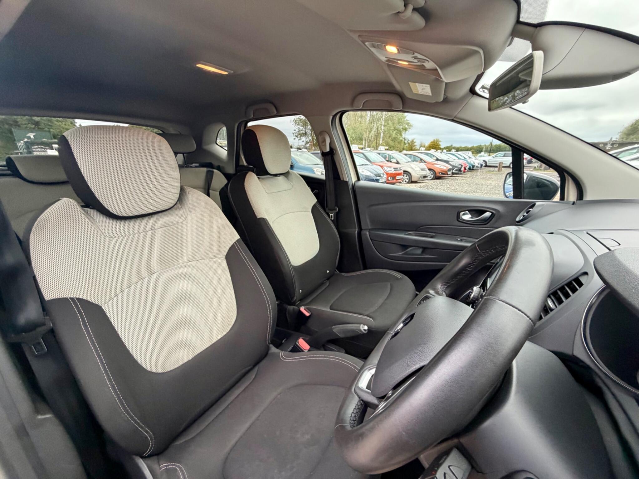 Renault Captur view 23