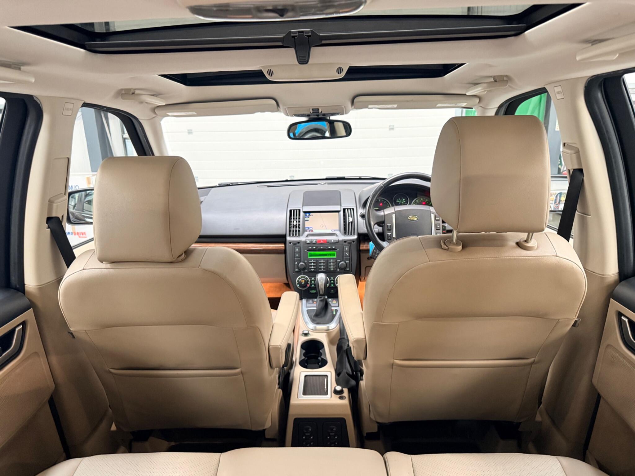Land Rover Freelander view 21