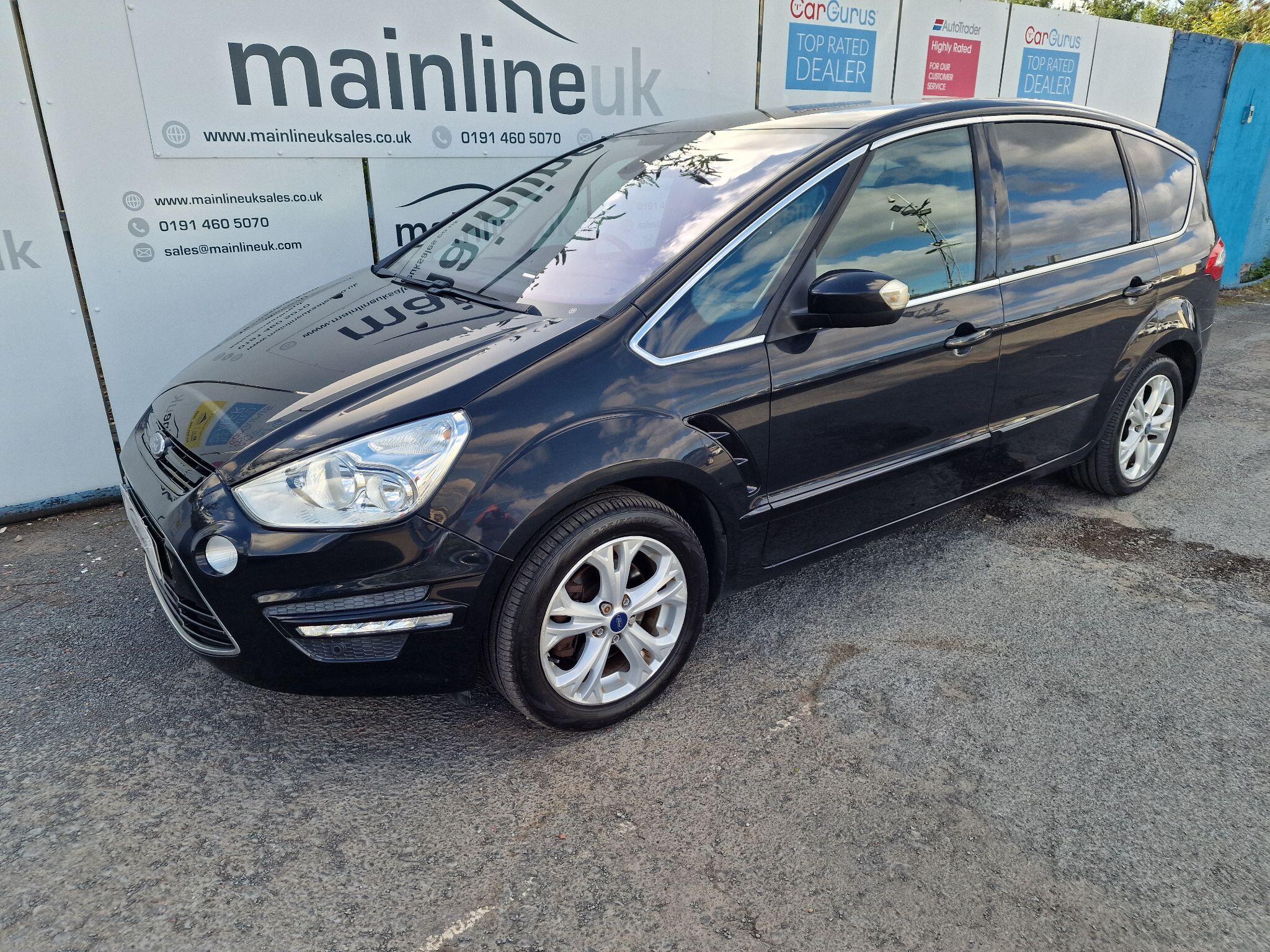 Ford S-Max view 13