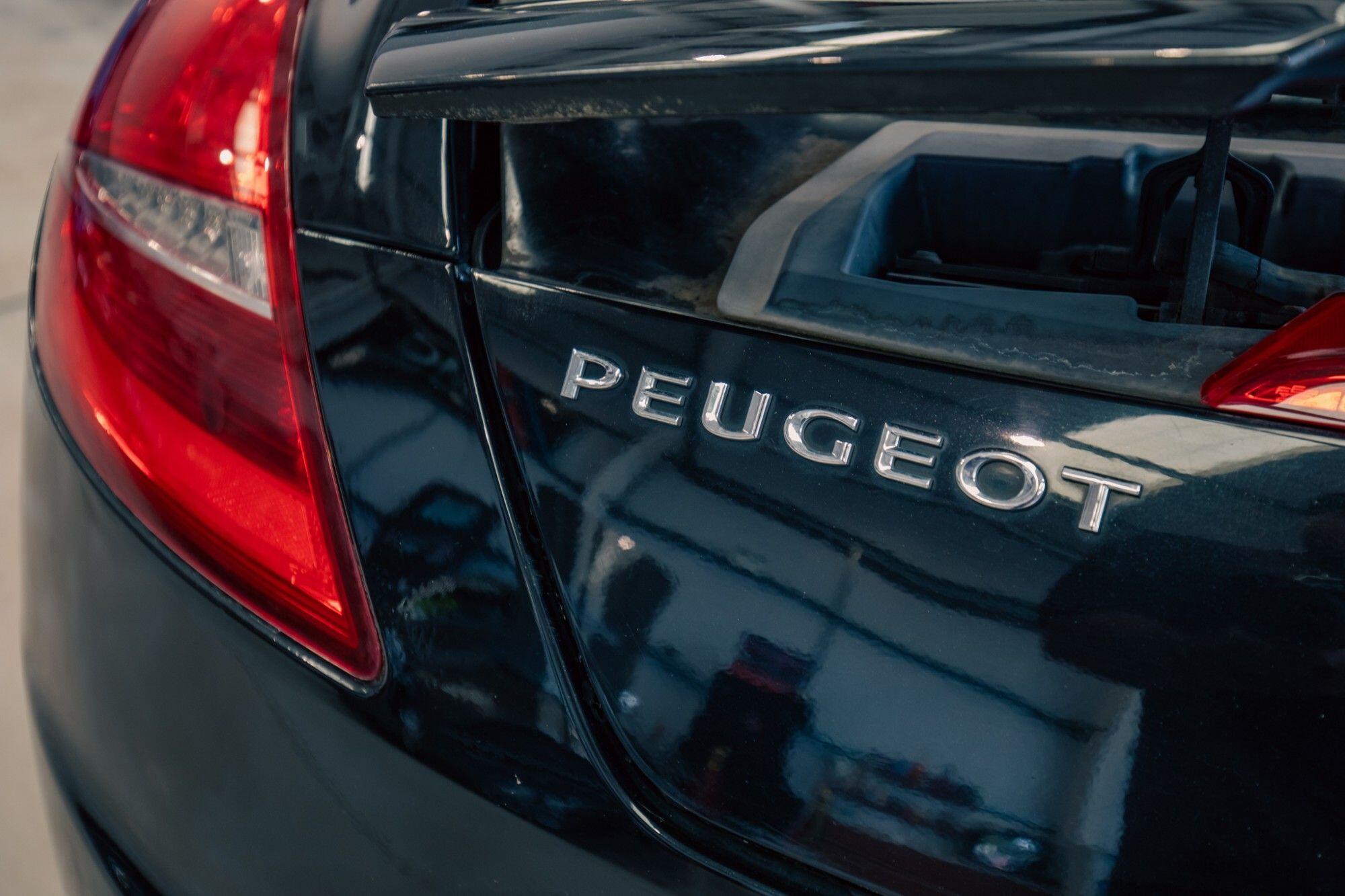 Peugeot RCZ view 6