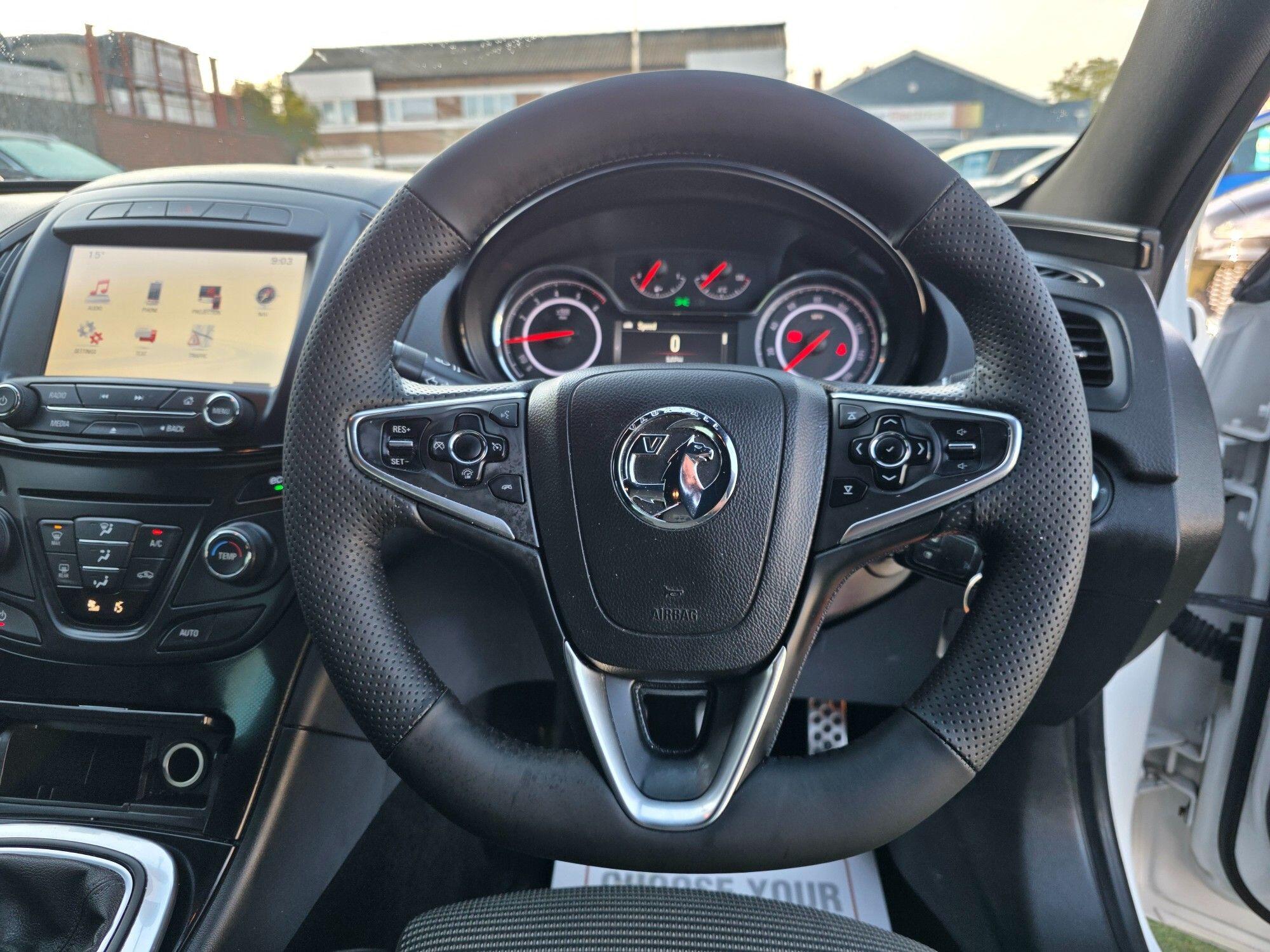 Vauxhall Insignia view 24
