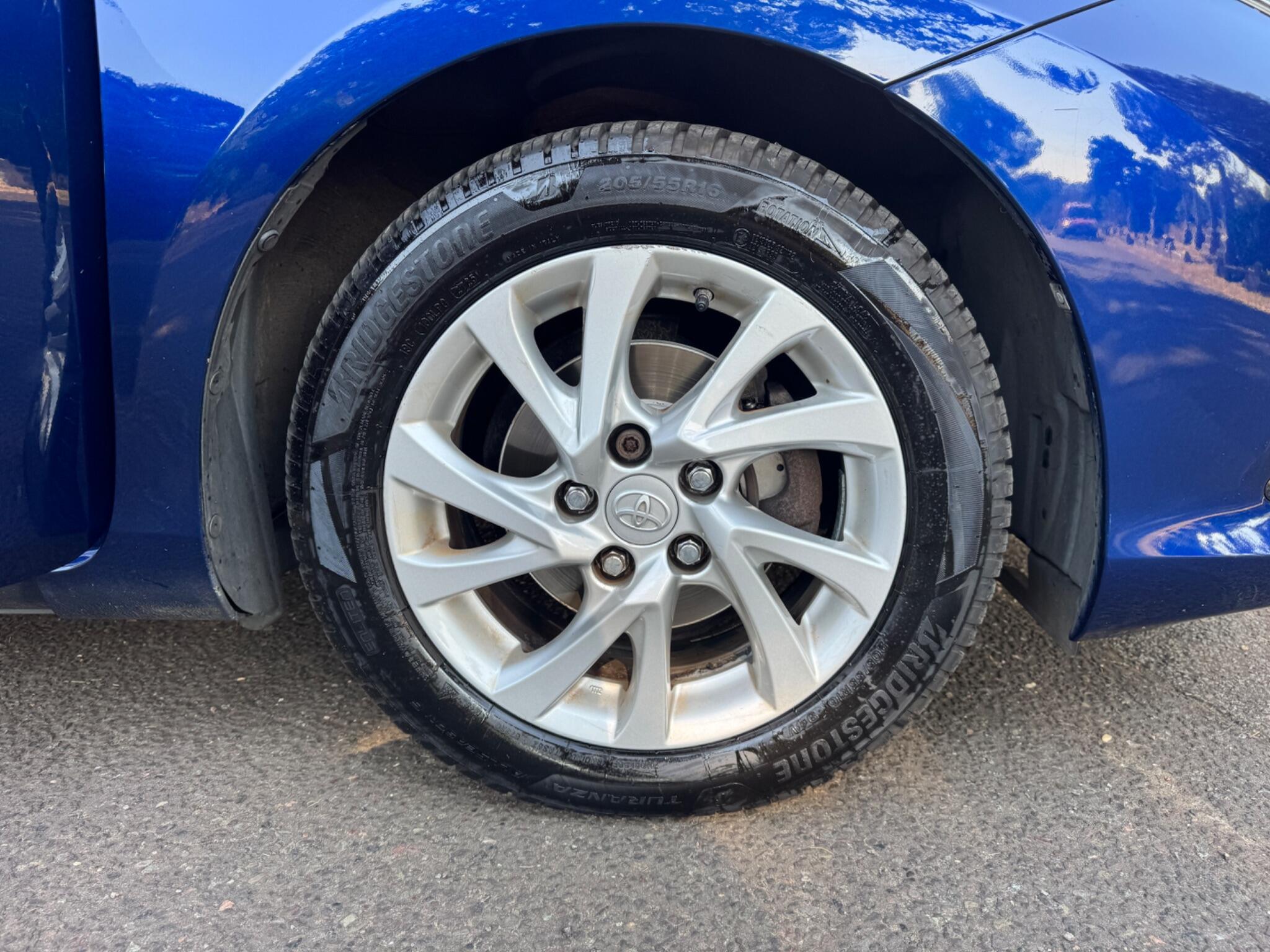 Toyota Auris view 41