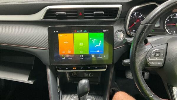 MG ZS view 7