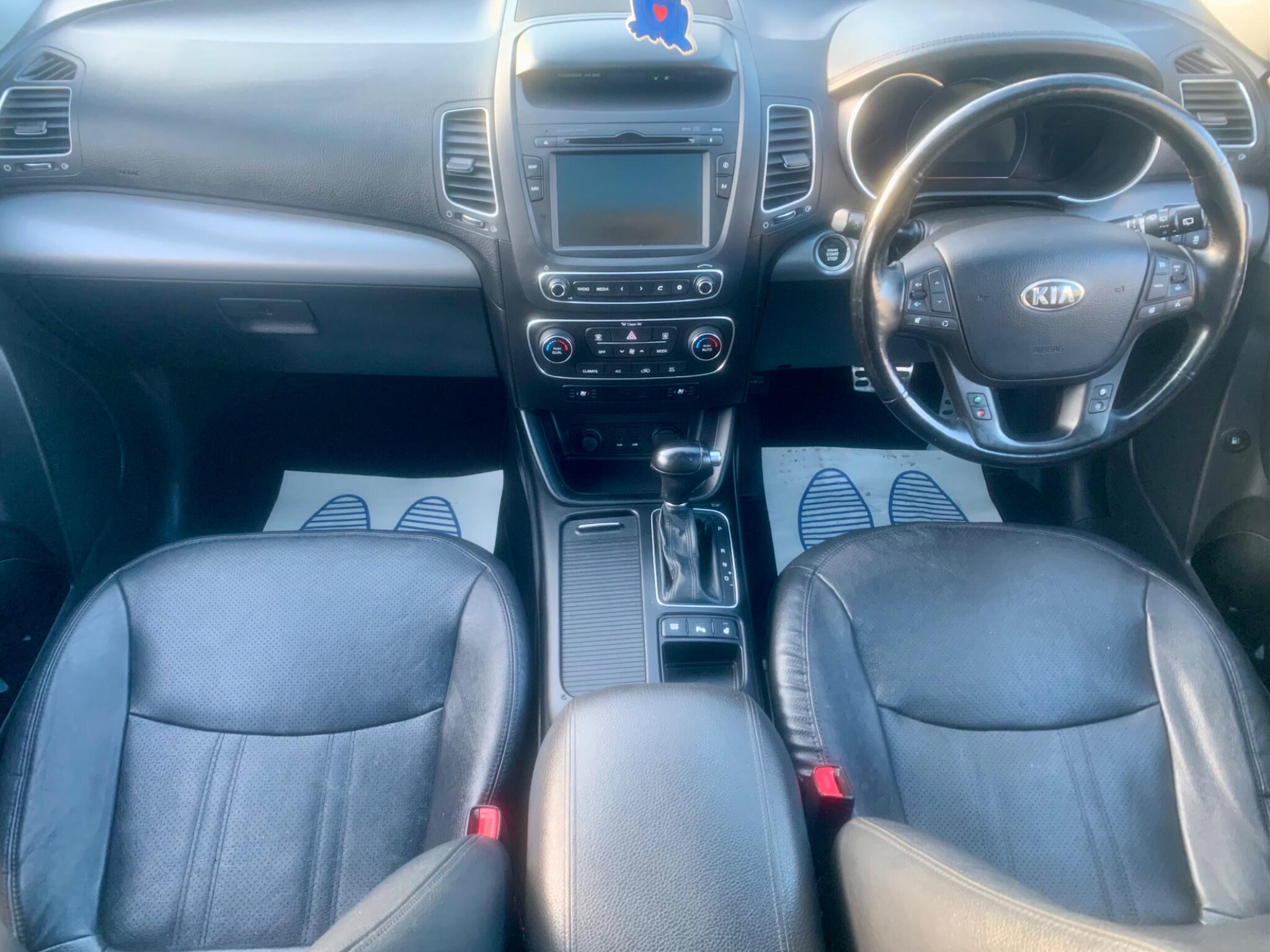 Kia Sorento view 15