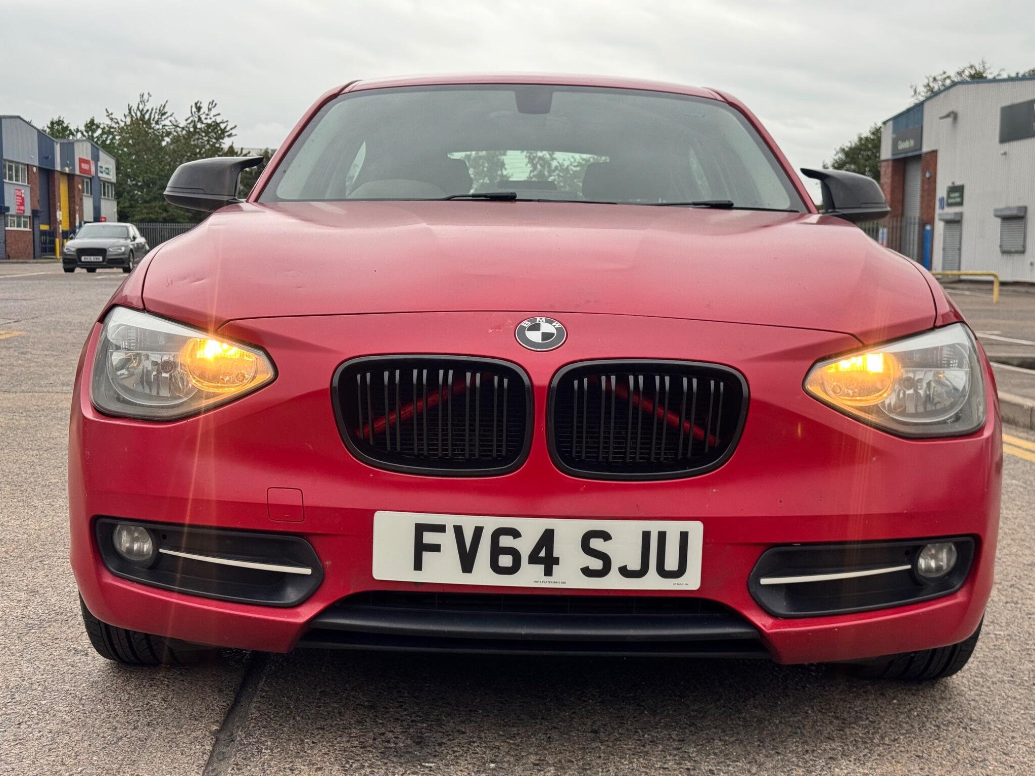 BMW 1 Series view 6