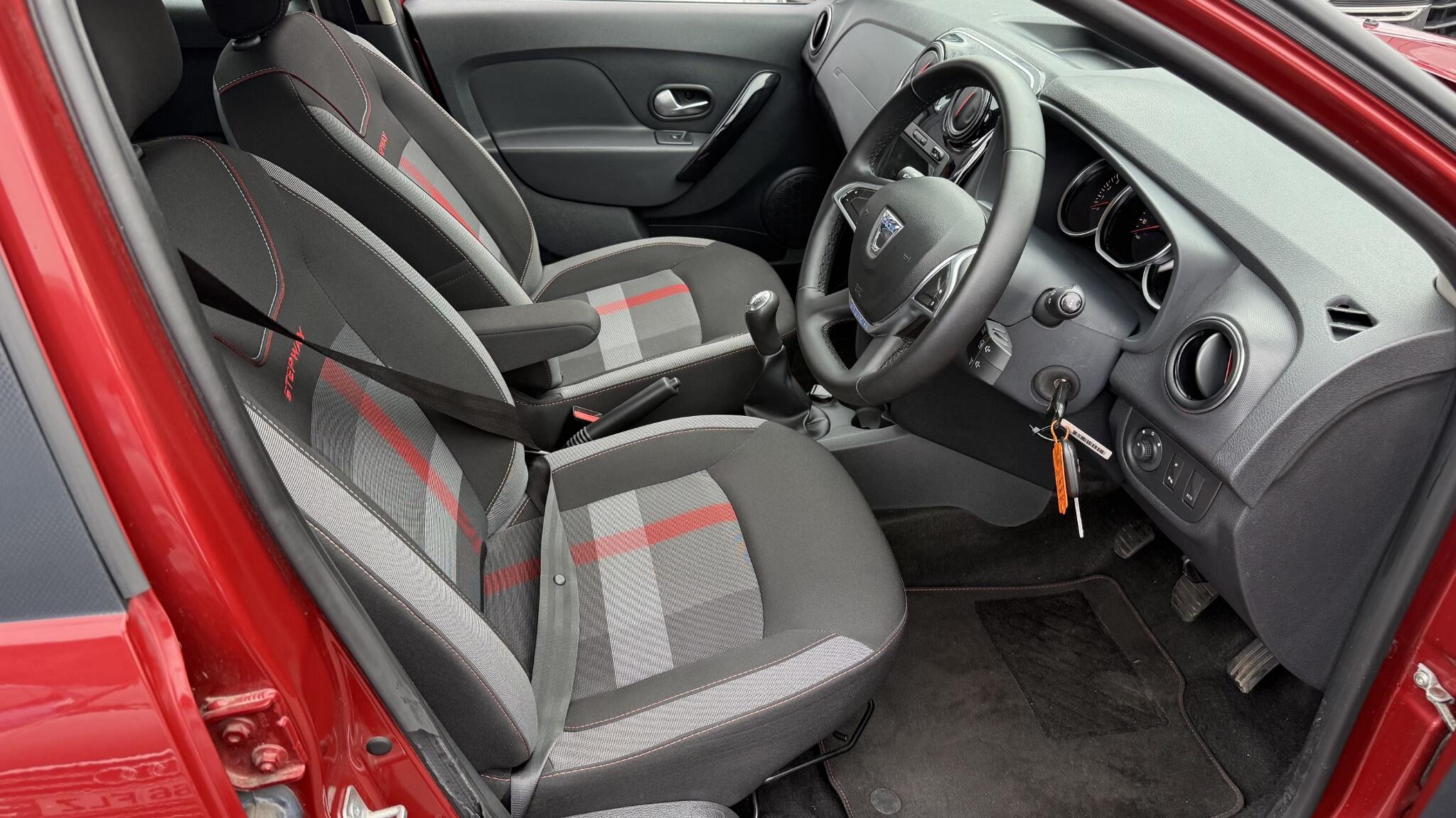 Dacia Sandero view 21