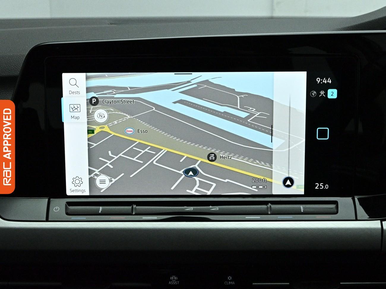 Volkswagen Golf view 3