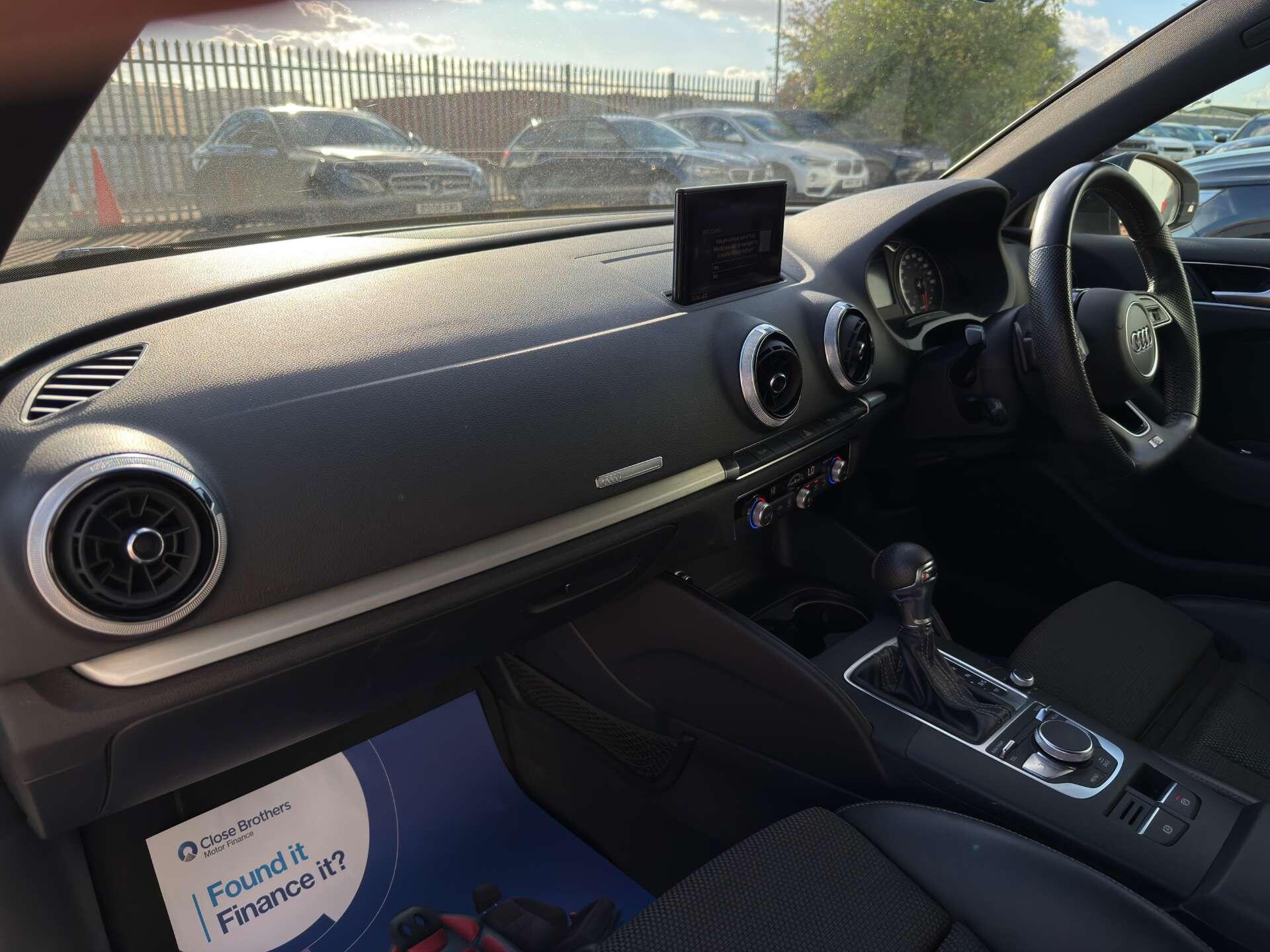 Audi A3 view 56