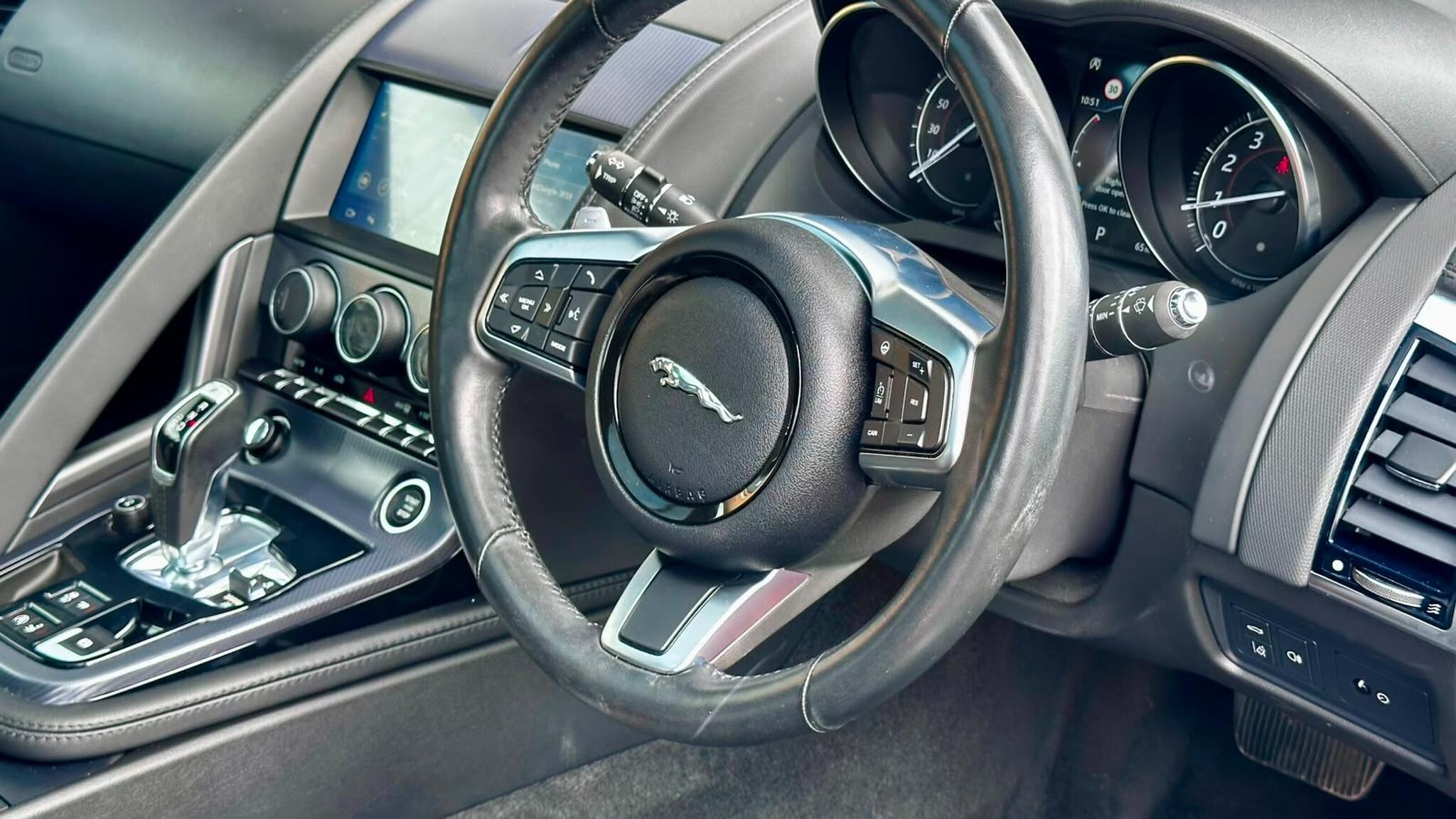 Jaguar F-Type view 31