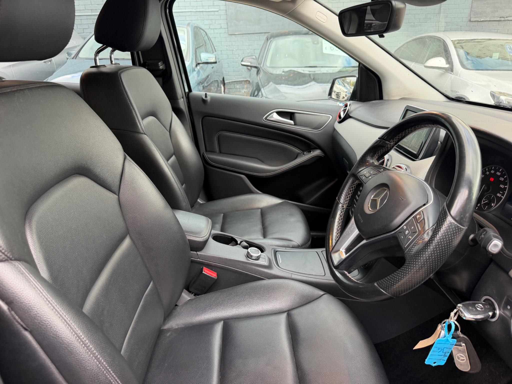 Mercedes-Benz B-Class view 10