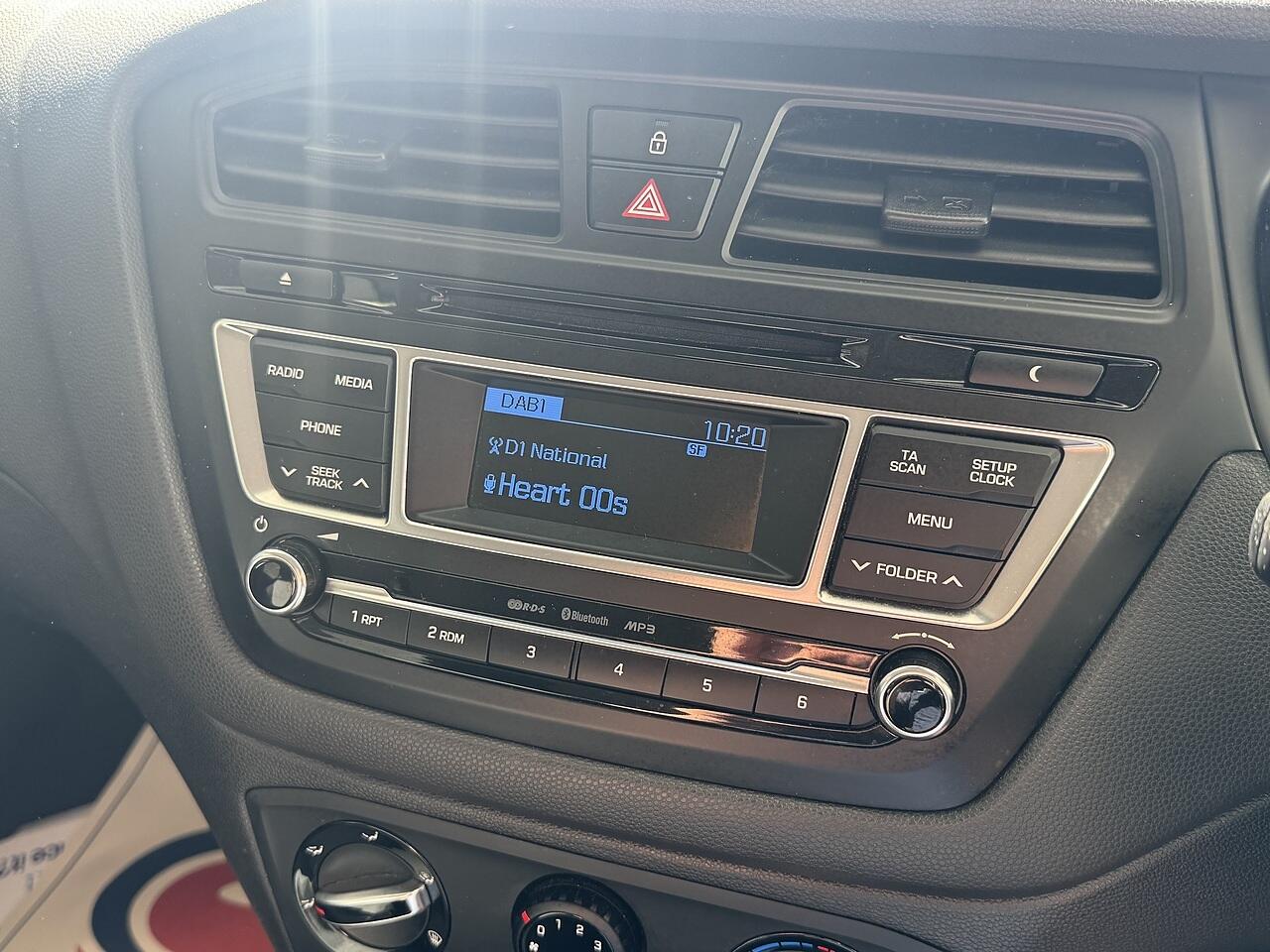 Hyundai I20 view 17