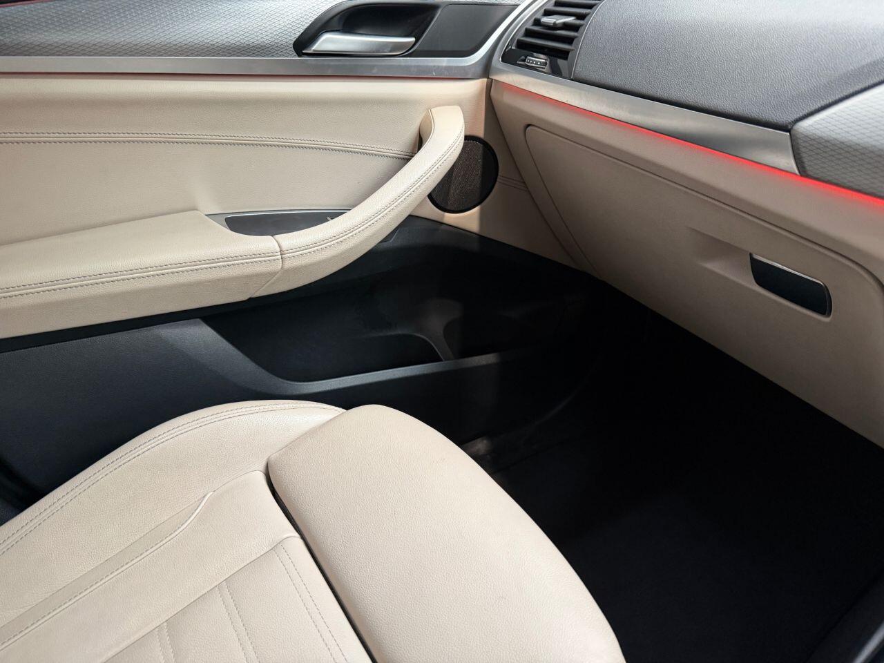 BMW X3 view 31
