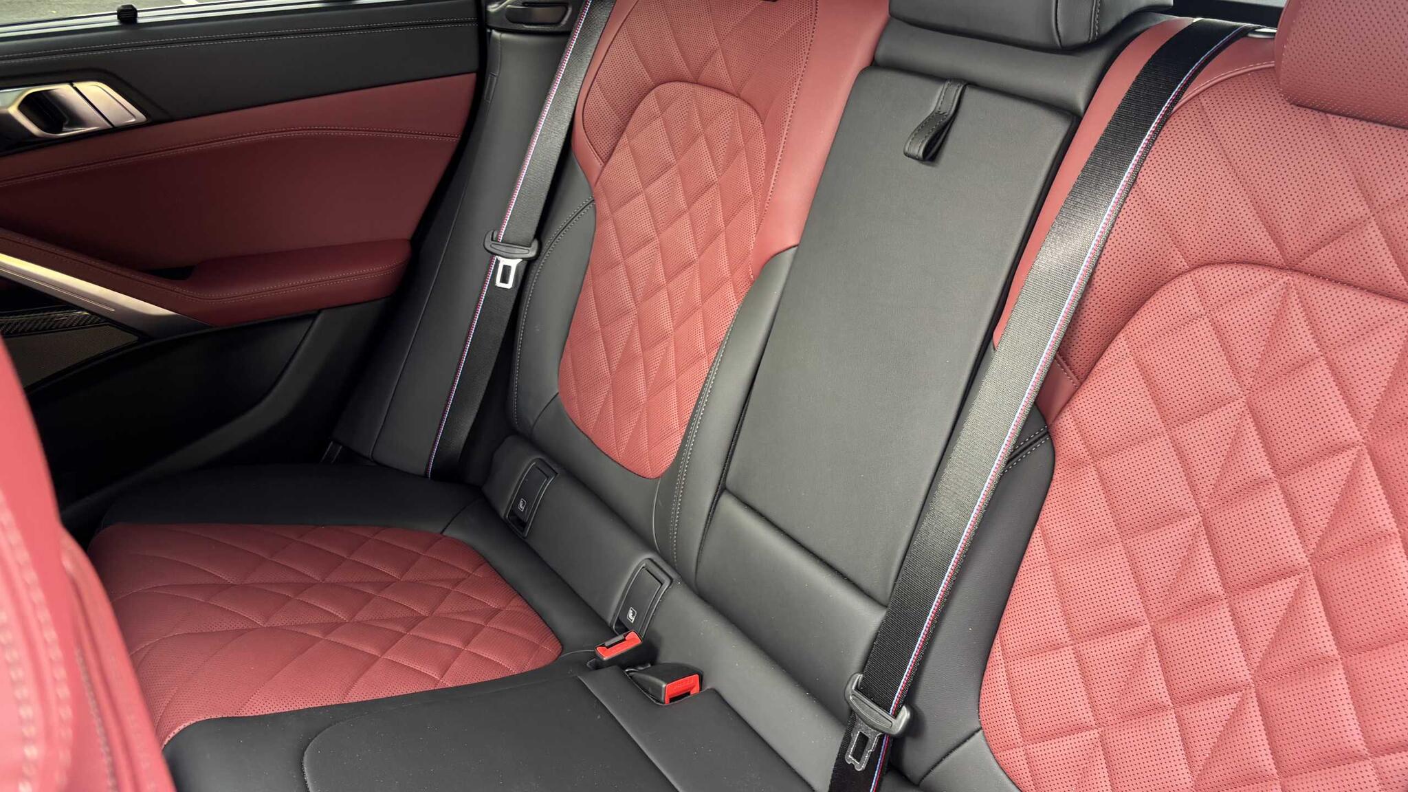 BMW X6 view 15