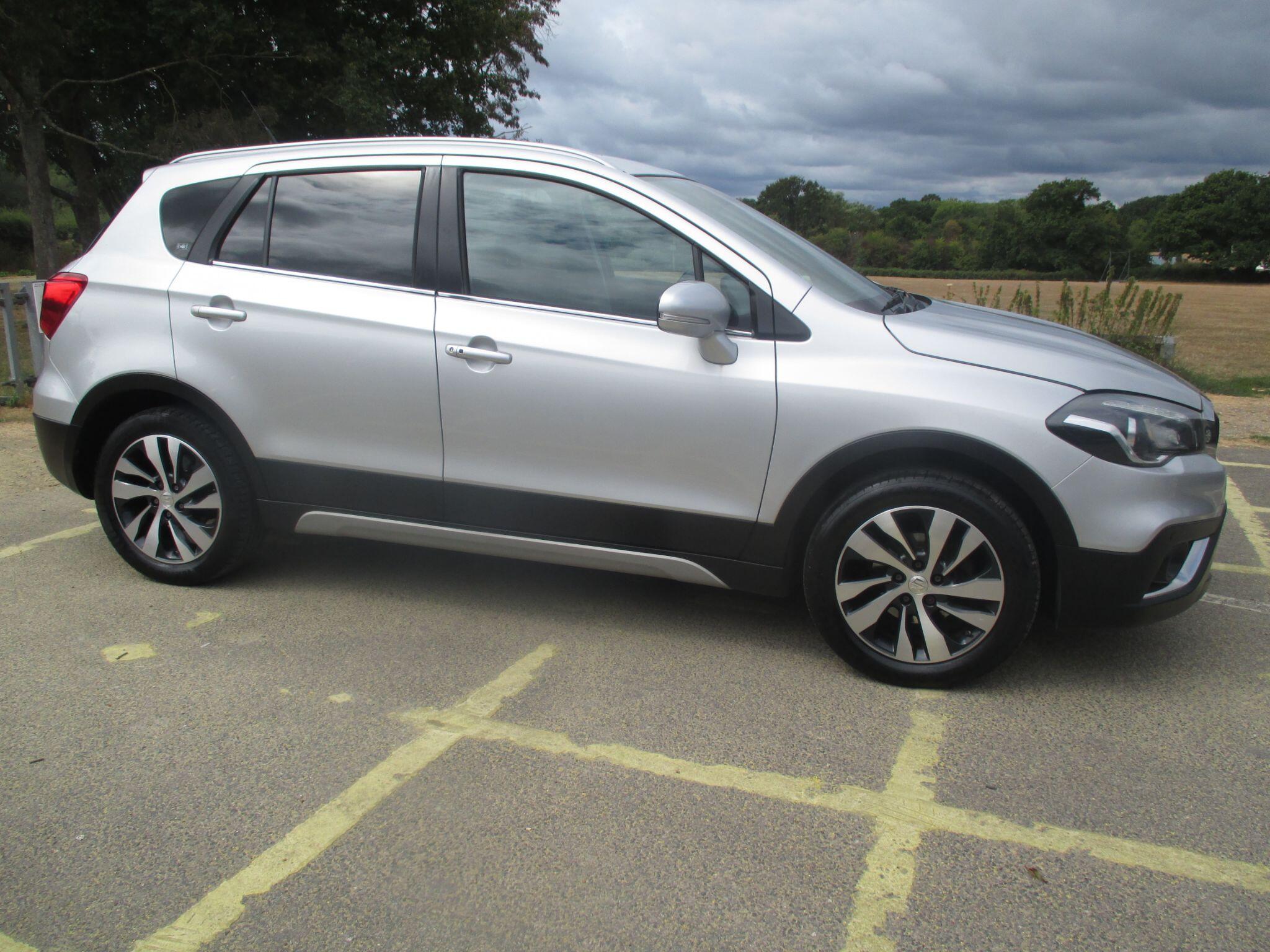 Suzuki SX4 S-Cross view 6