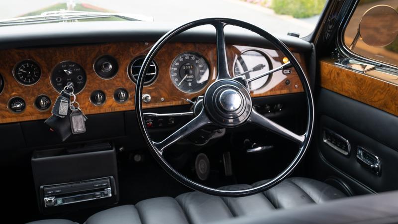 Rolls-Royce Phantom view 18