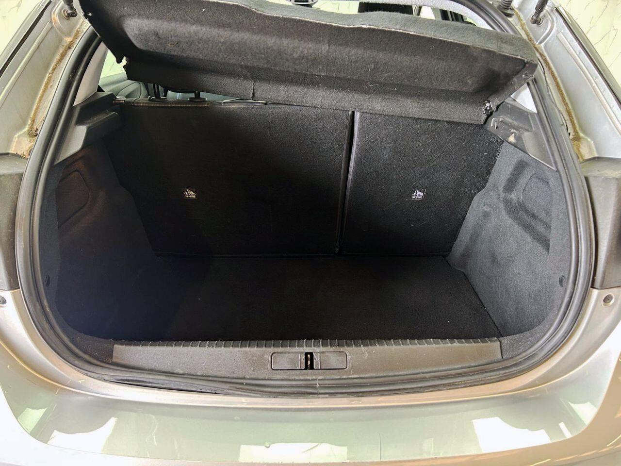 Vauxhall Corsa view 20